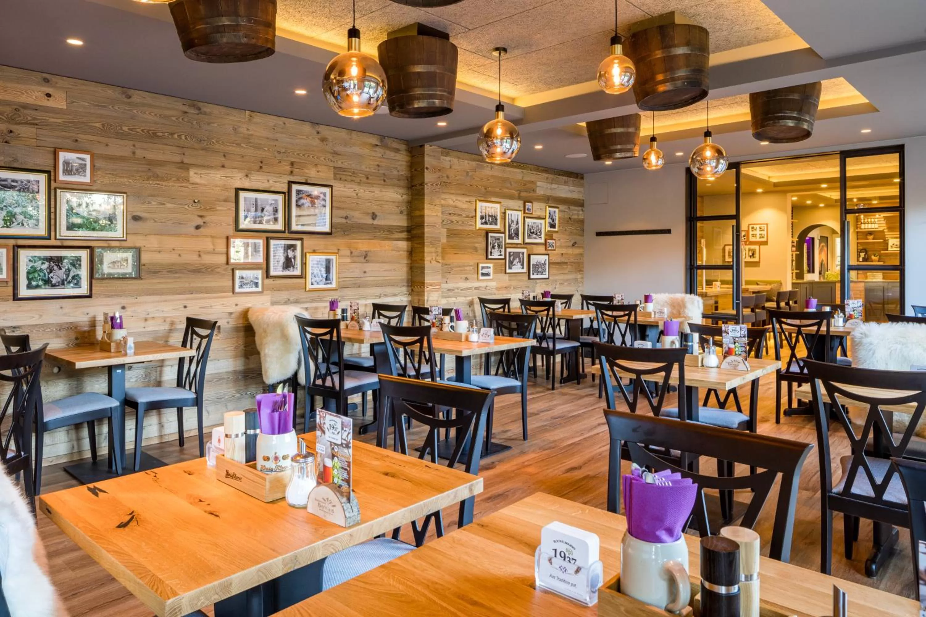 Restaurant/places to eat in Hotel Bockelmann