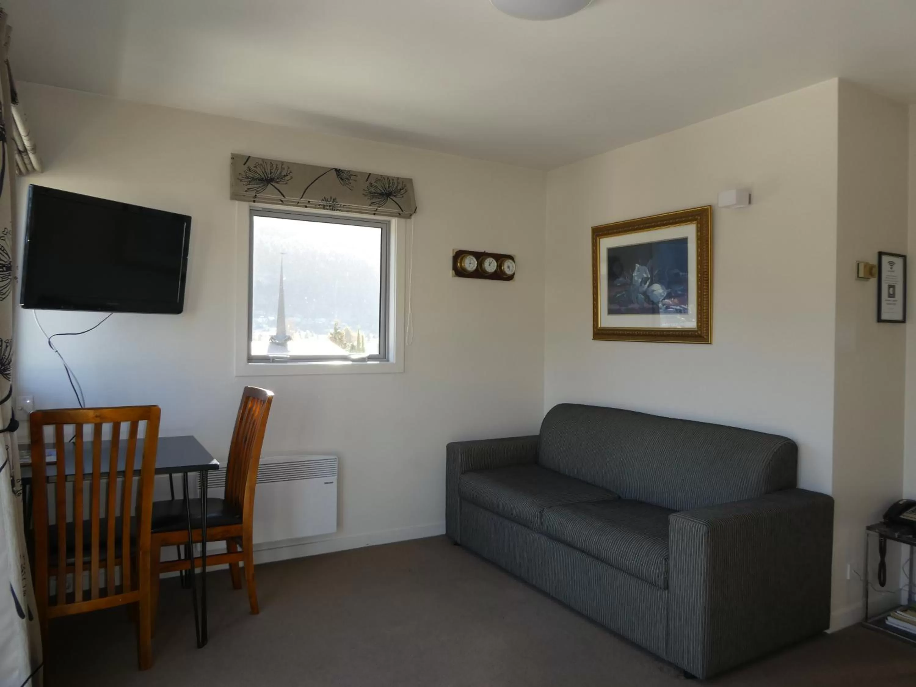 Caples Court Motel & Apartments