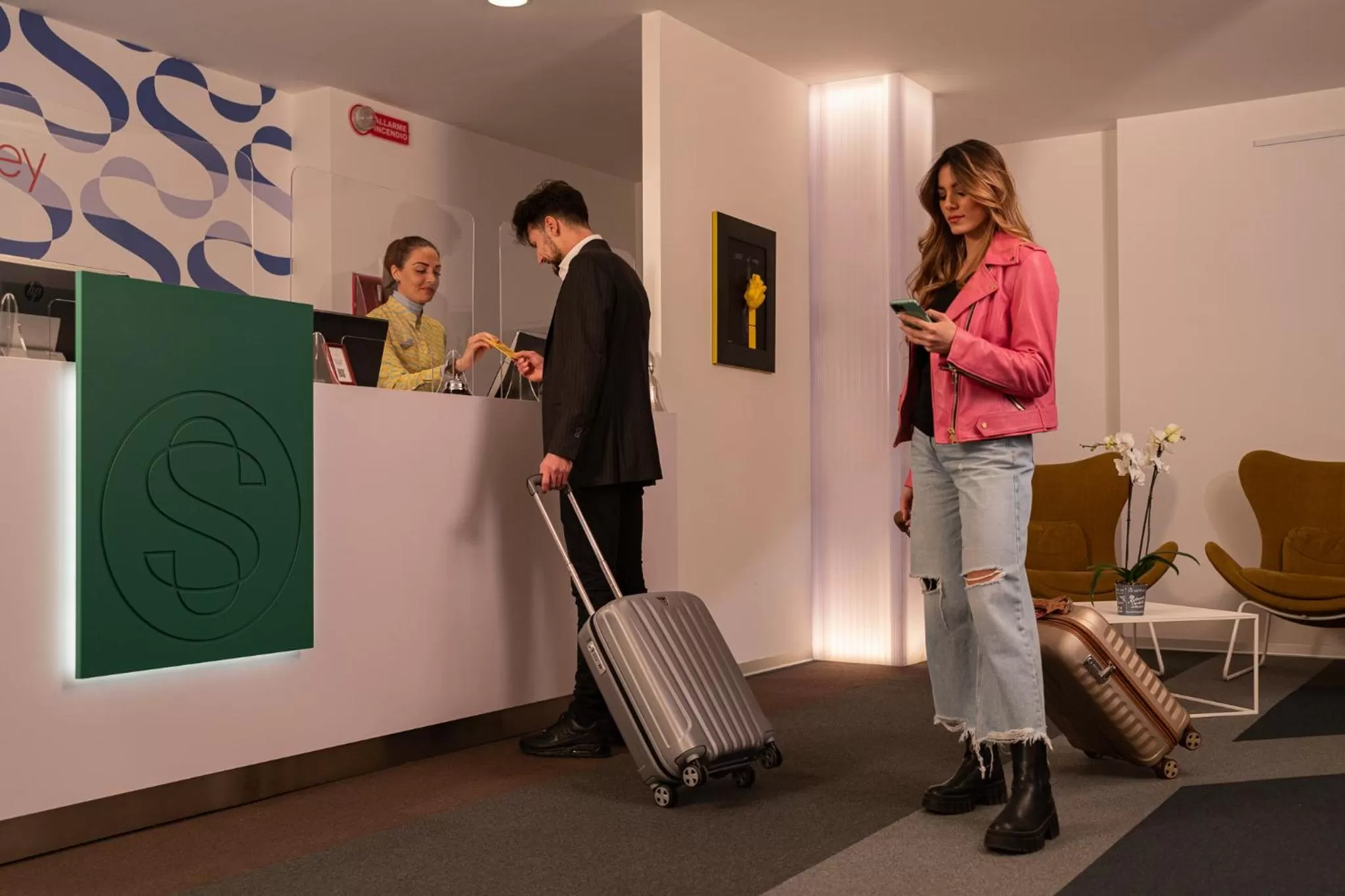 People in Smart Hotel Napoli