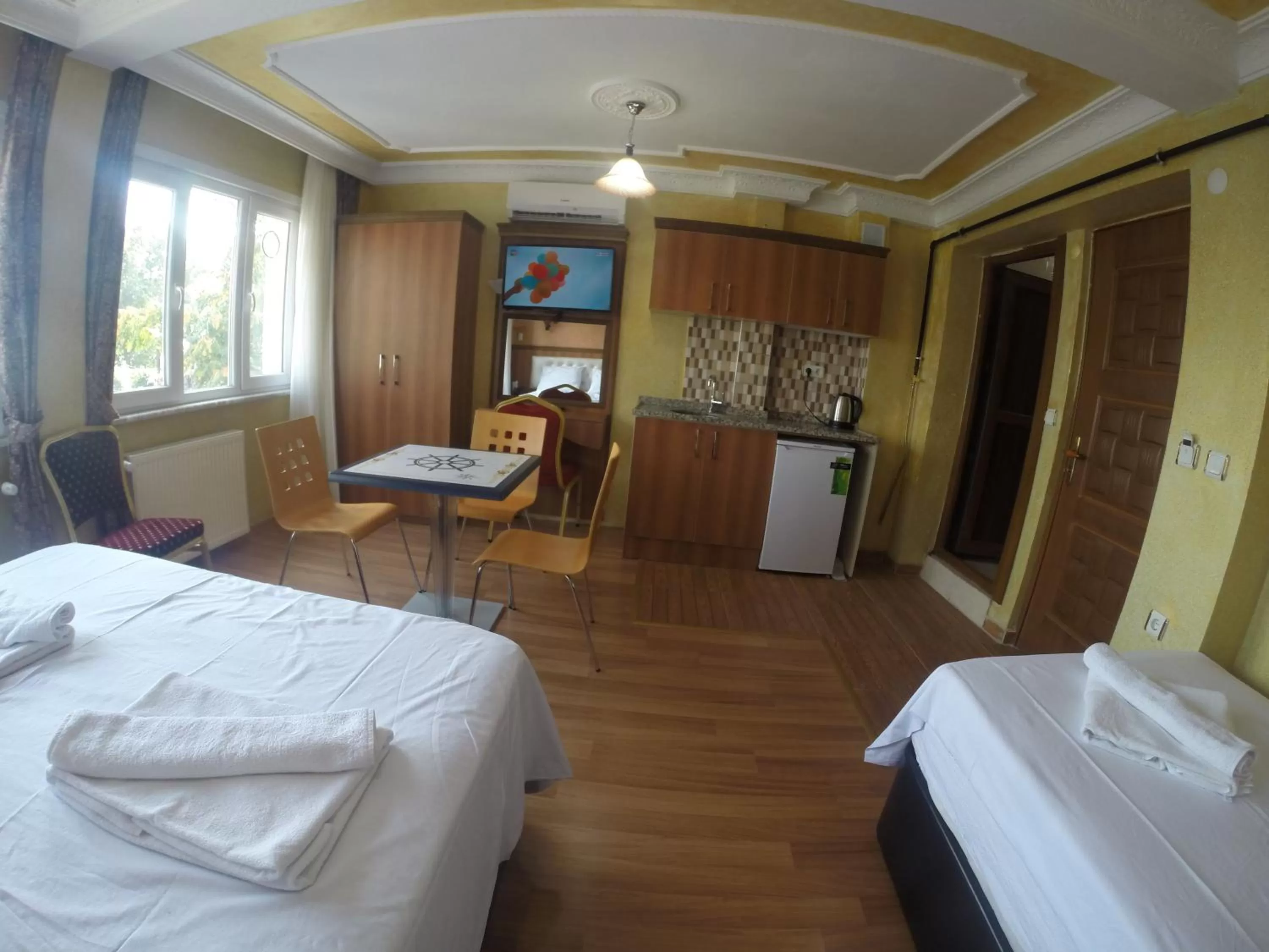 Coffee/tea facilities, Room Photo in Arat Apartments