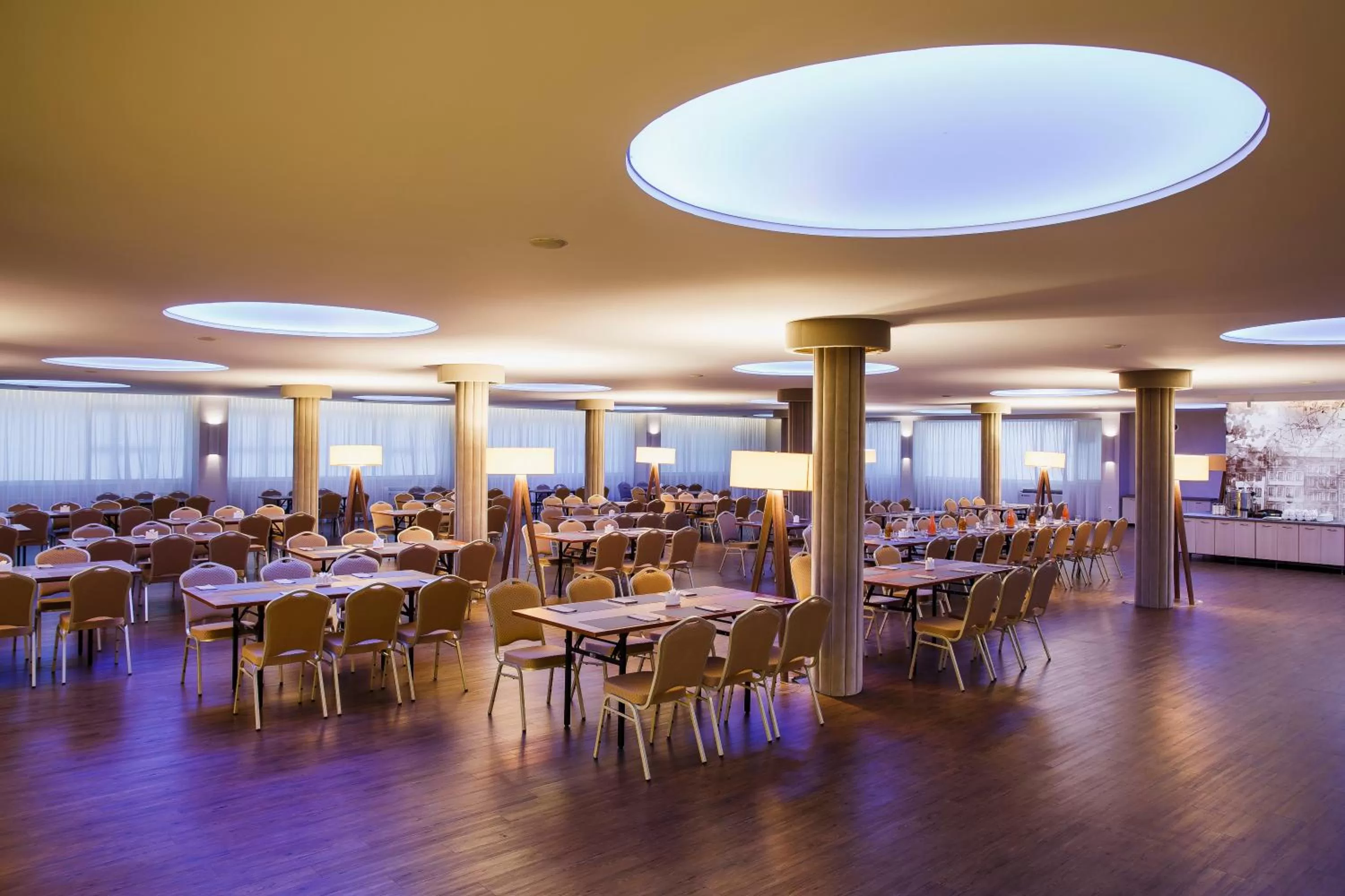 Restaurant/places to eat in Falenty Biznes i Wypoczynek