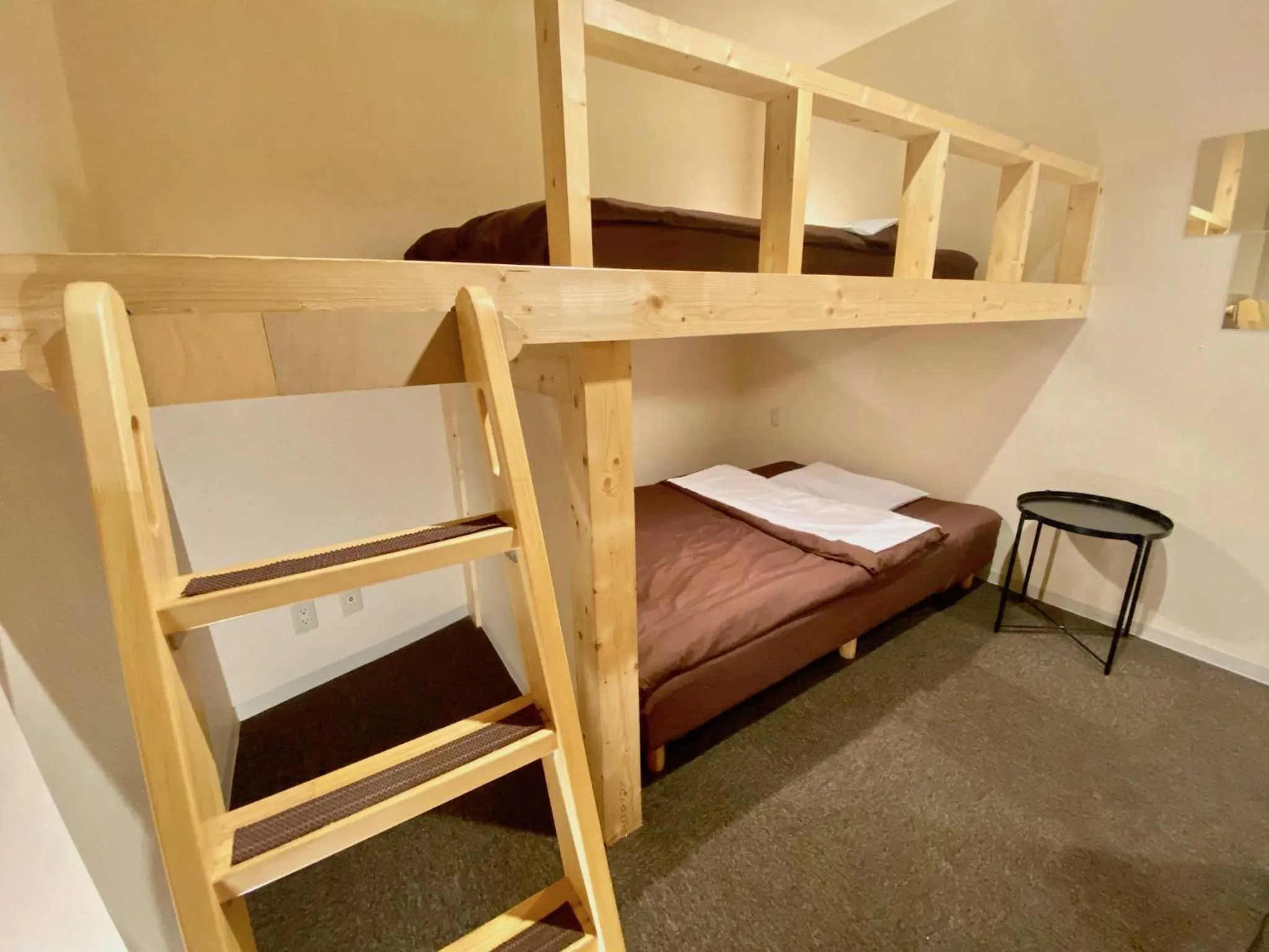 Bed in Osaka Guesthouse Nest