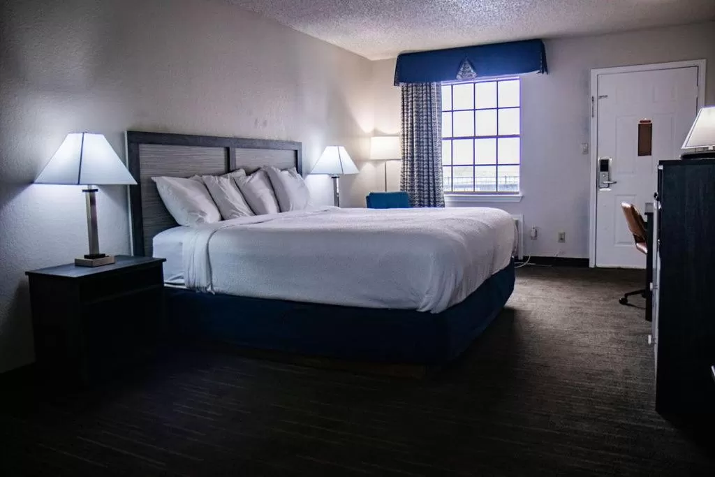 Bed in Salt Creek Lodge