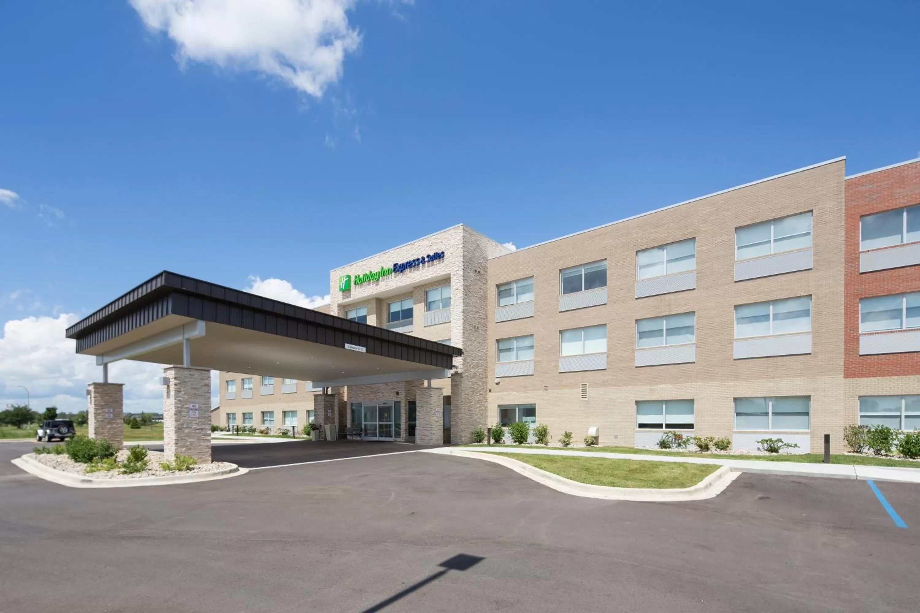 Property building in Holiday Inn Express & Suites Port Huron by IHG