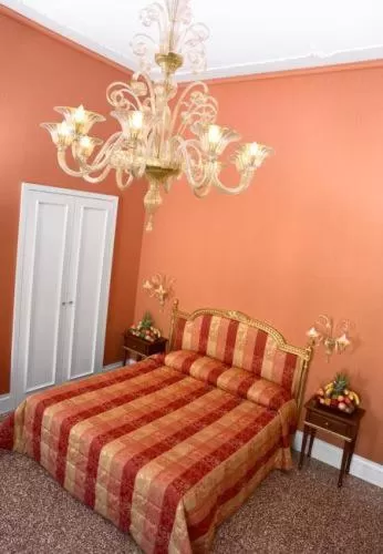 Photo of the whole room, Bed in Ca' Gottardi