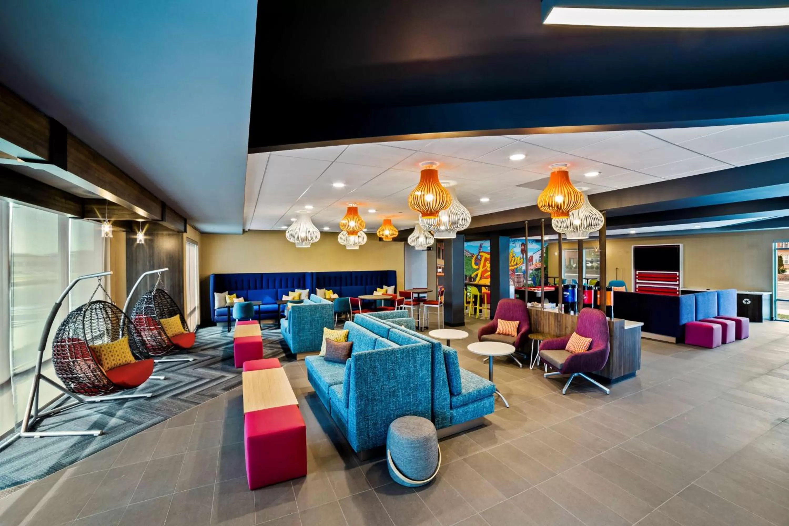 Communal lounge/ TV room in Tru By Hilton Franklin Cool Springs Nashville