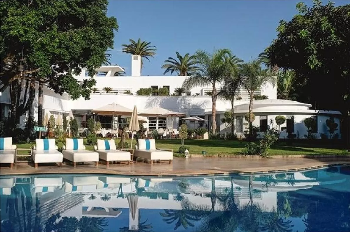 Garden, Swimming Pool in Le Sphinx Boutique Hôtel