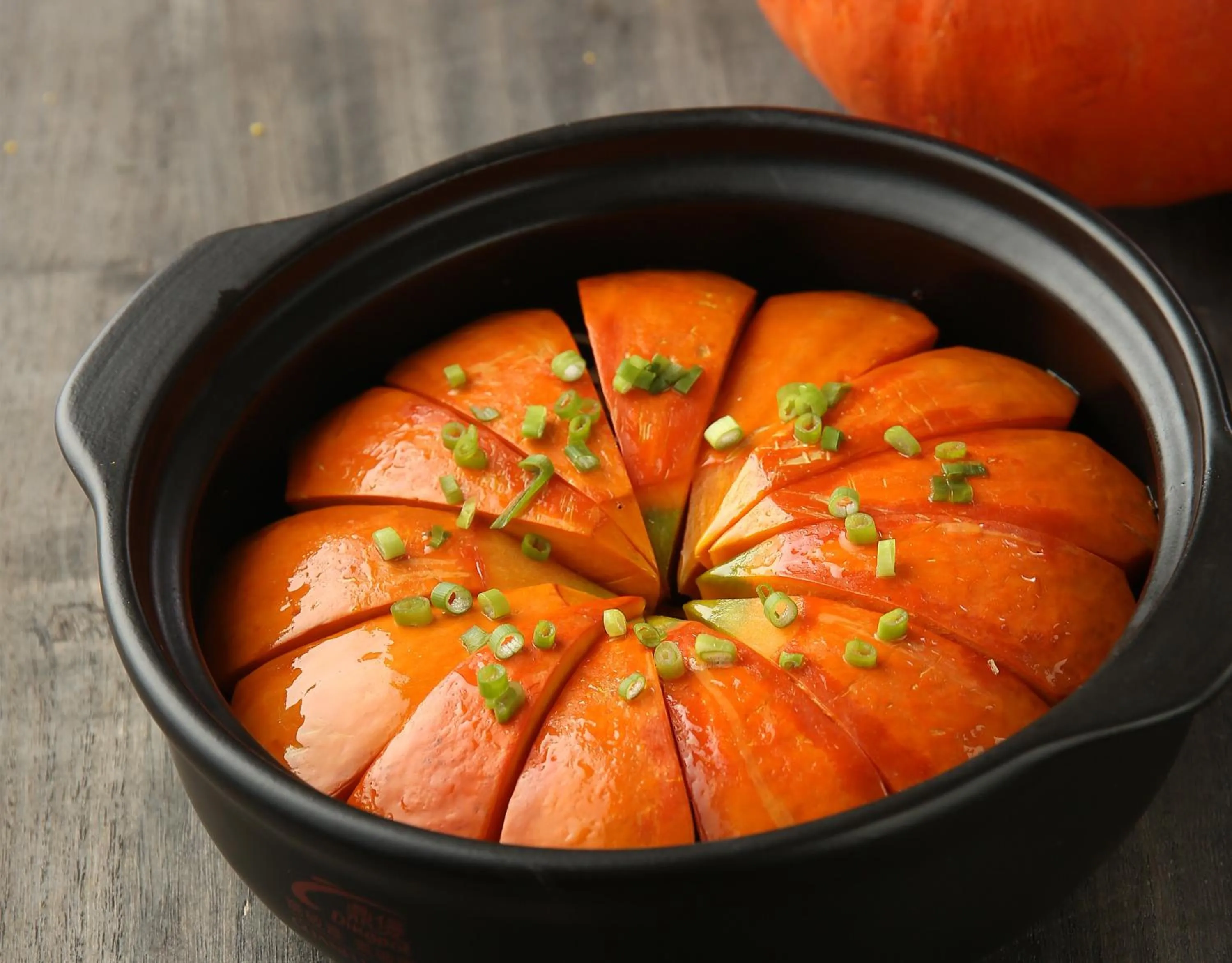 Restaurant/places to eat in Holiday Inn Beijing Shijingshan Parkview by IHG