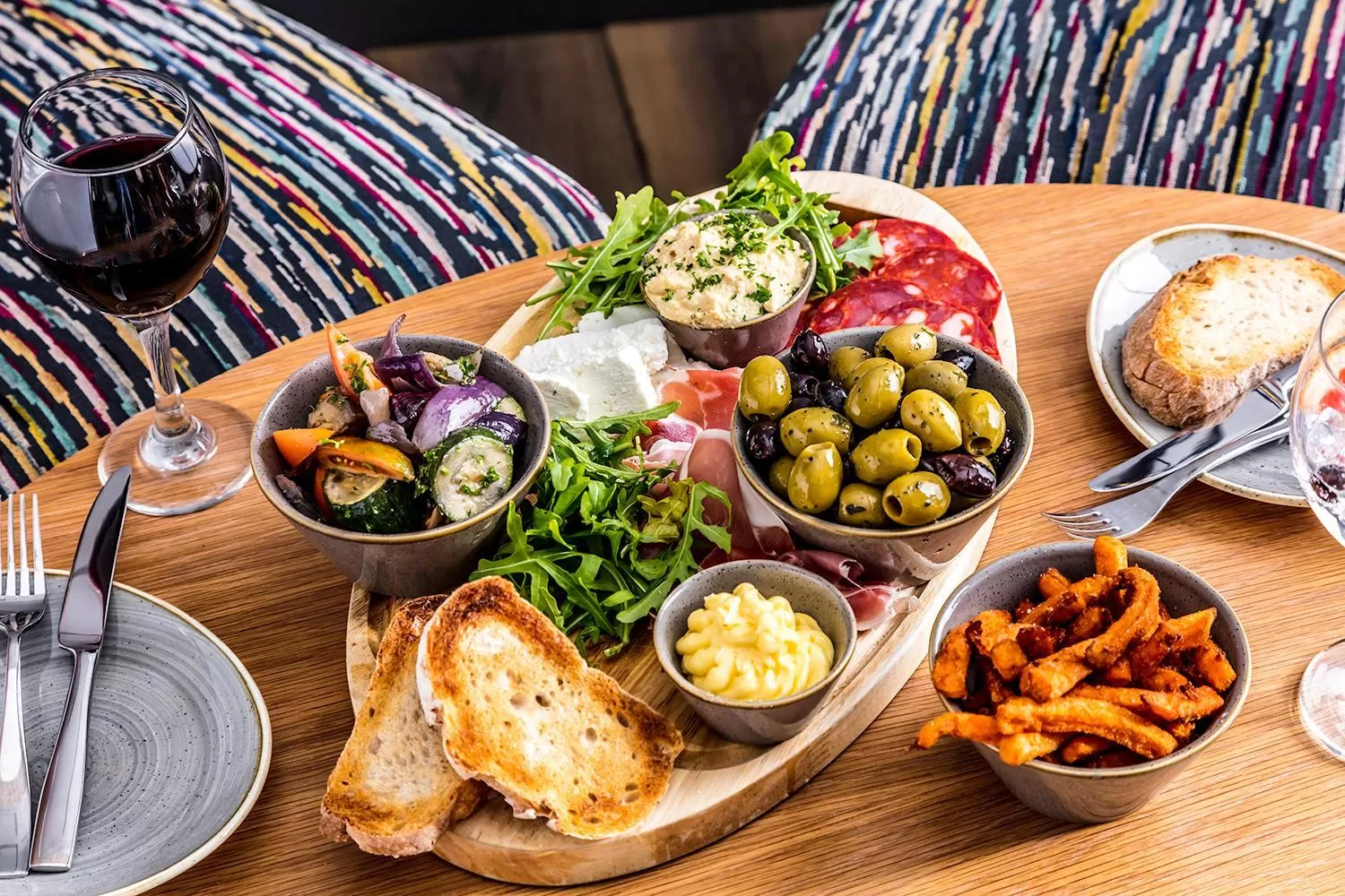 Food and drinks in Inn on the Square