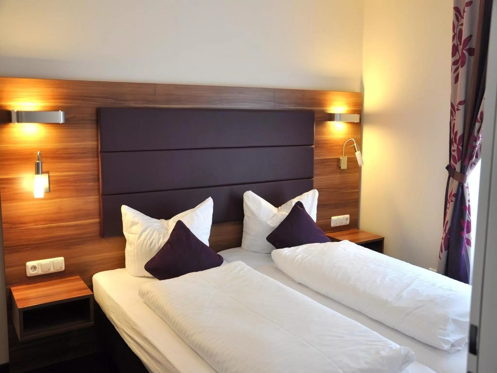 Bed in BATU Apart Hotel