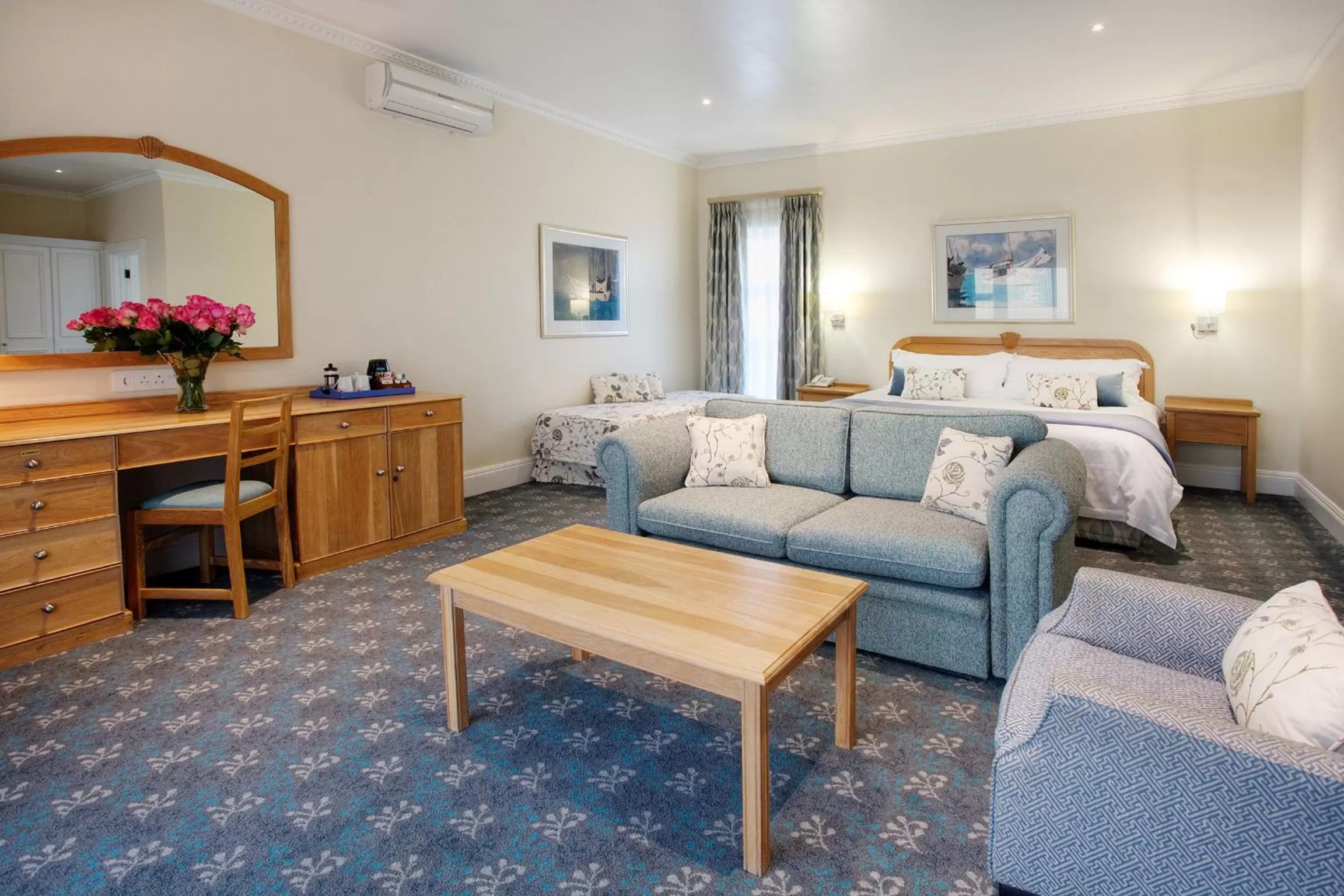 Bed in The Beach Hotel