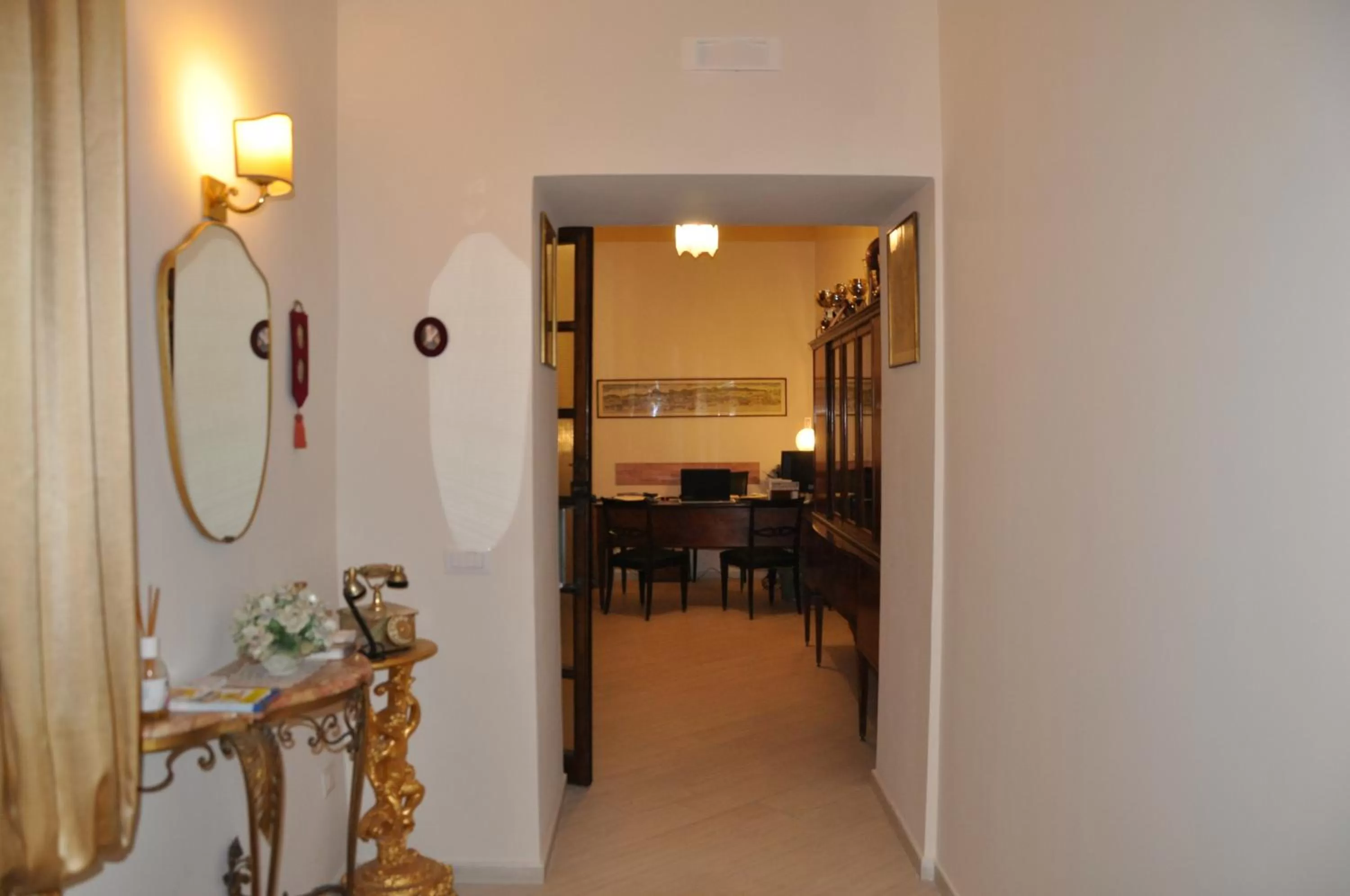 Decorative detail in Domus Borbonica