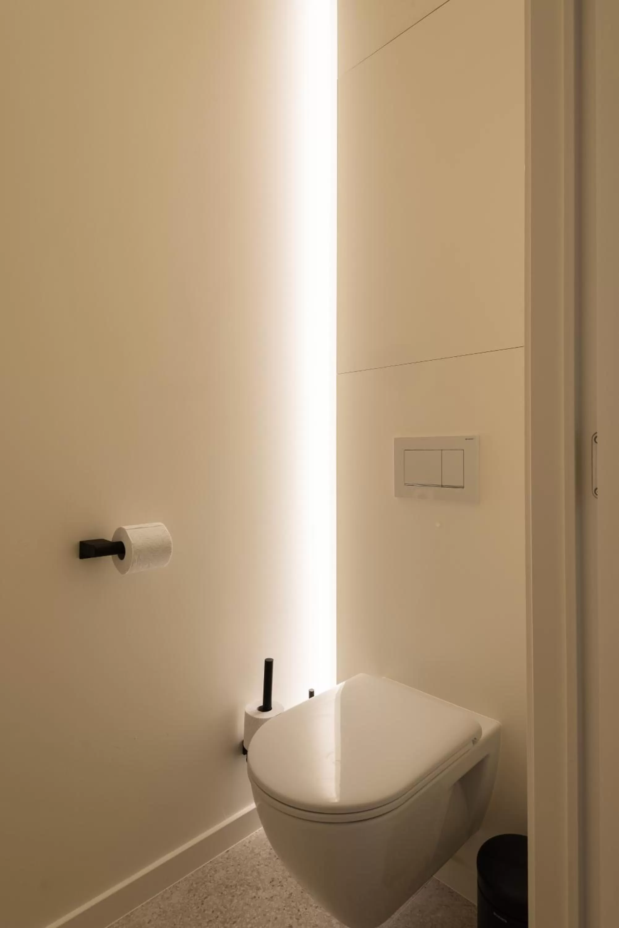 Bathroom in Gepetto's - Beautiful stay in the Historic centre of Ghent -