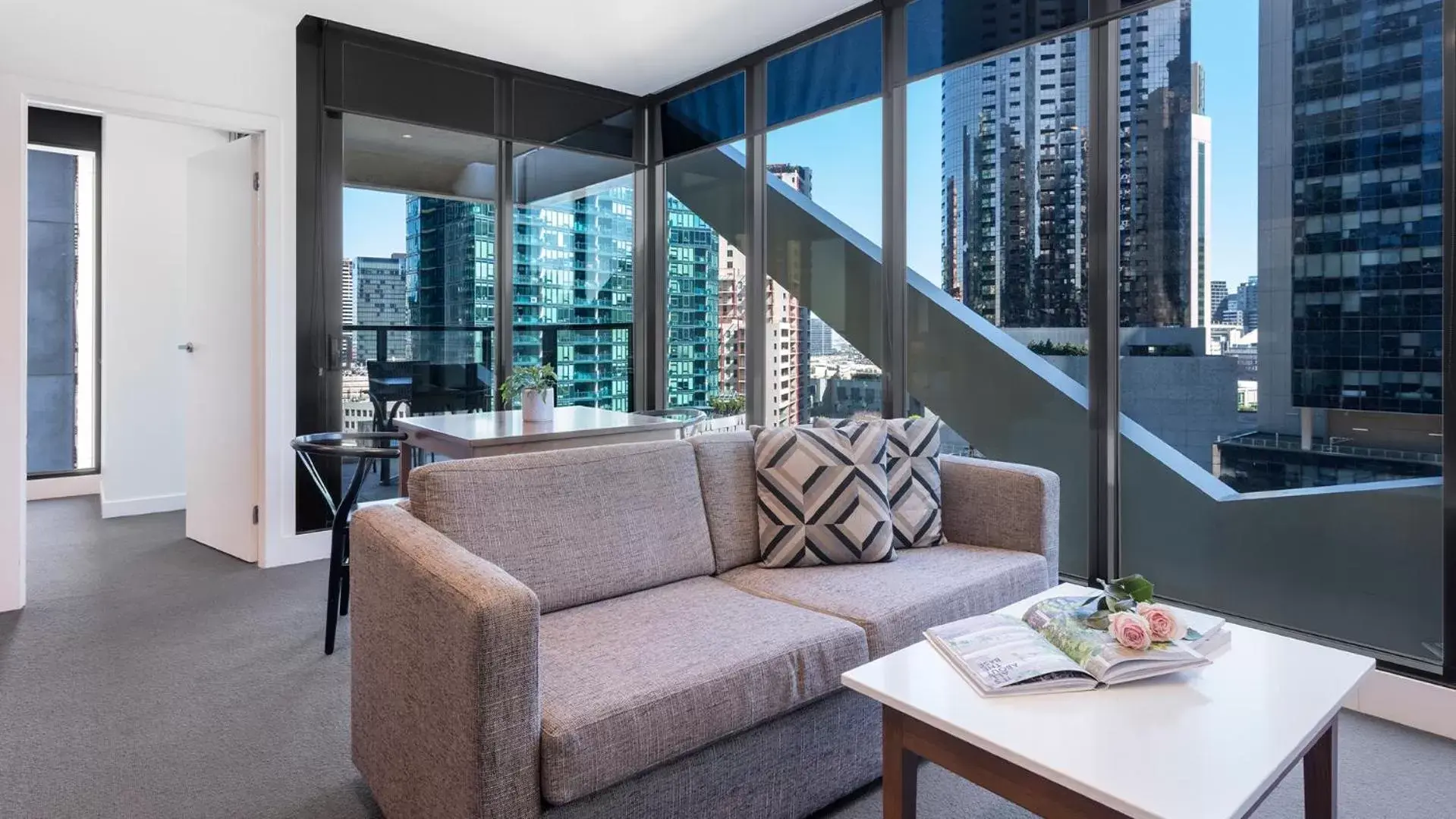 One-Bedroom Apartment with City View - No Housekeeping in WRAP on Southbank One-Bedroom Apartment with City View - No Housekeeping in WRAP on Southbank