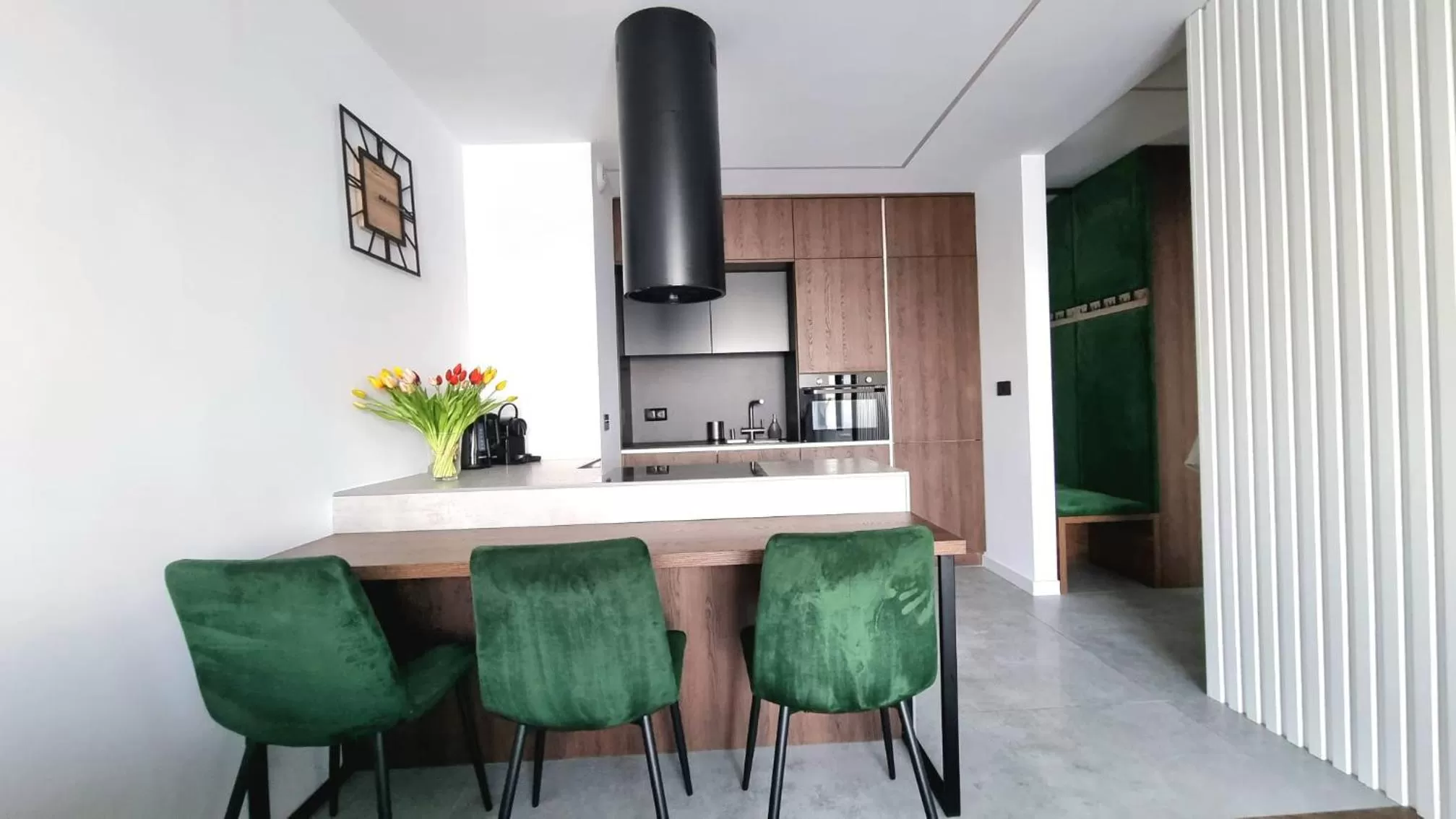 Coffee/tea facilities, Kitchen/Kitchenette in NOOK NOOK Apartments Bytkowska 103