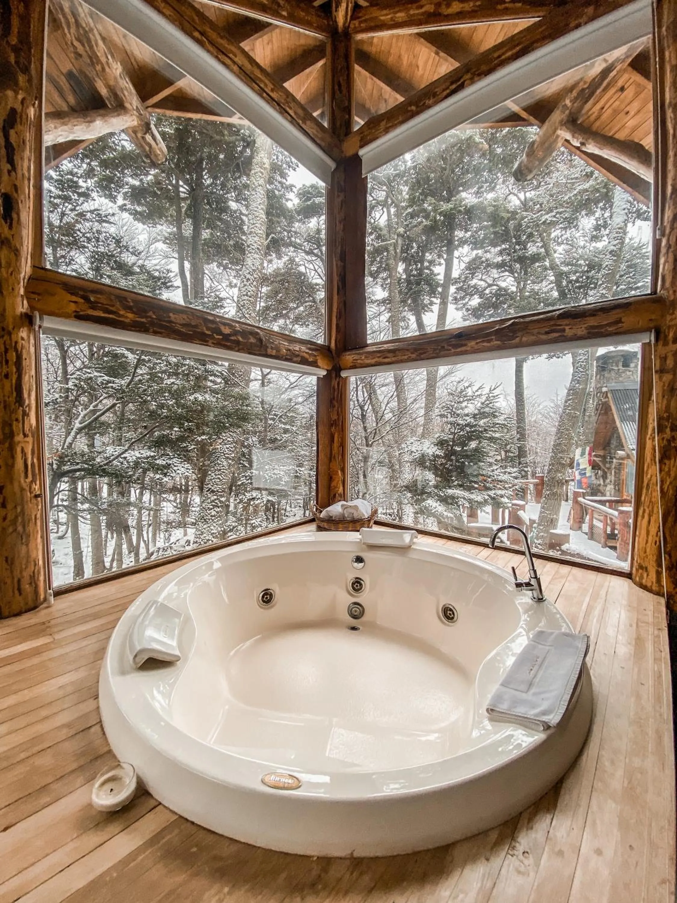 Hot Tub in Cumbres Del Martial