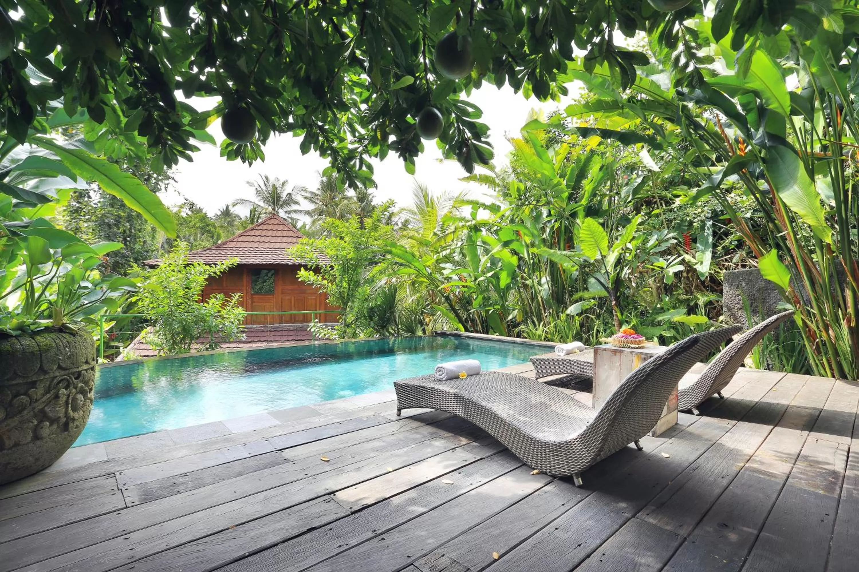 Patio in Gusde Tranquil Villas by EPS