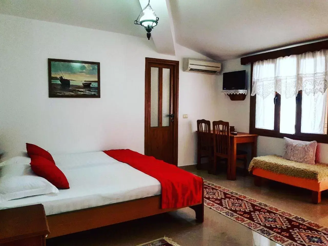 Double Room in Hotel Berati Double Room in Hotel Berati