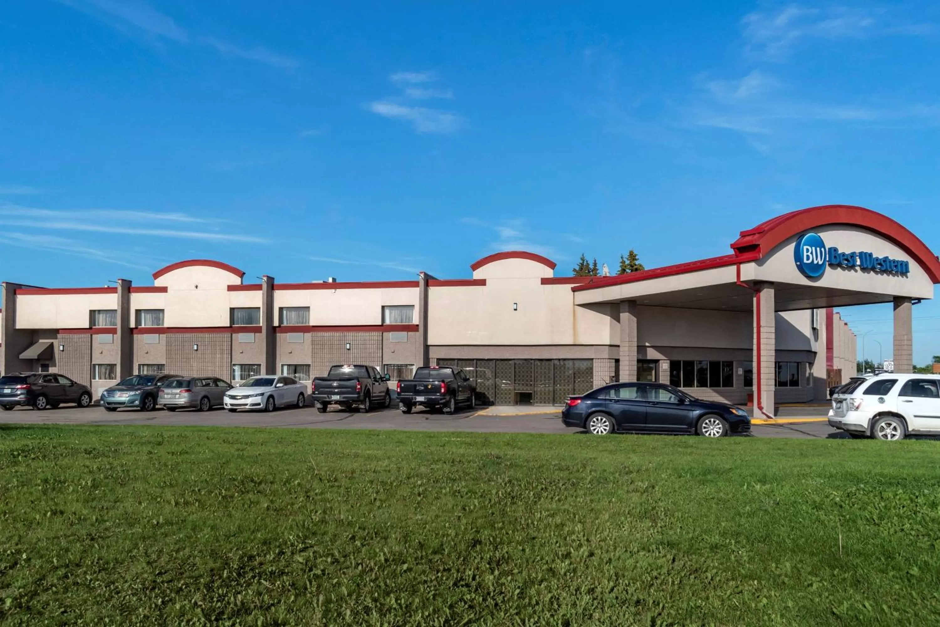 Property building in Best Western Marquis Inn & Suites
