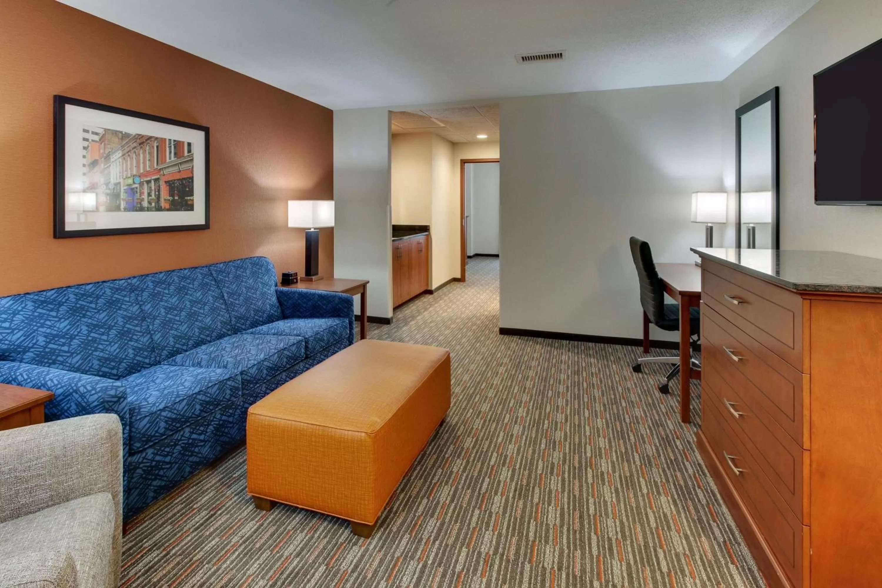 King Suite with Sofa Bed - Hearing Accessible in Drury Inn & Suites Knoxville West