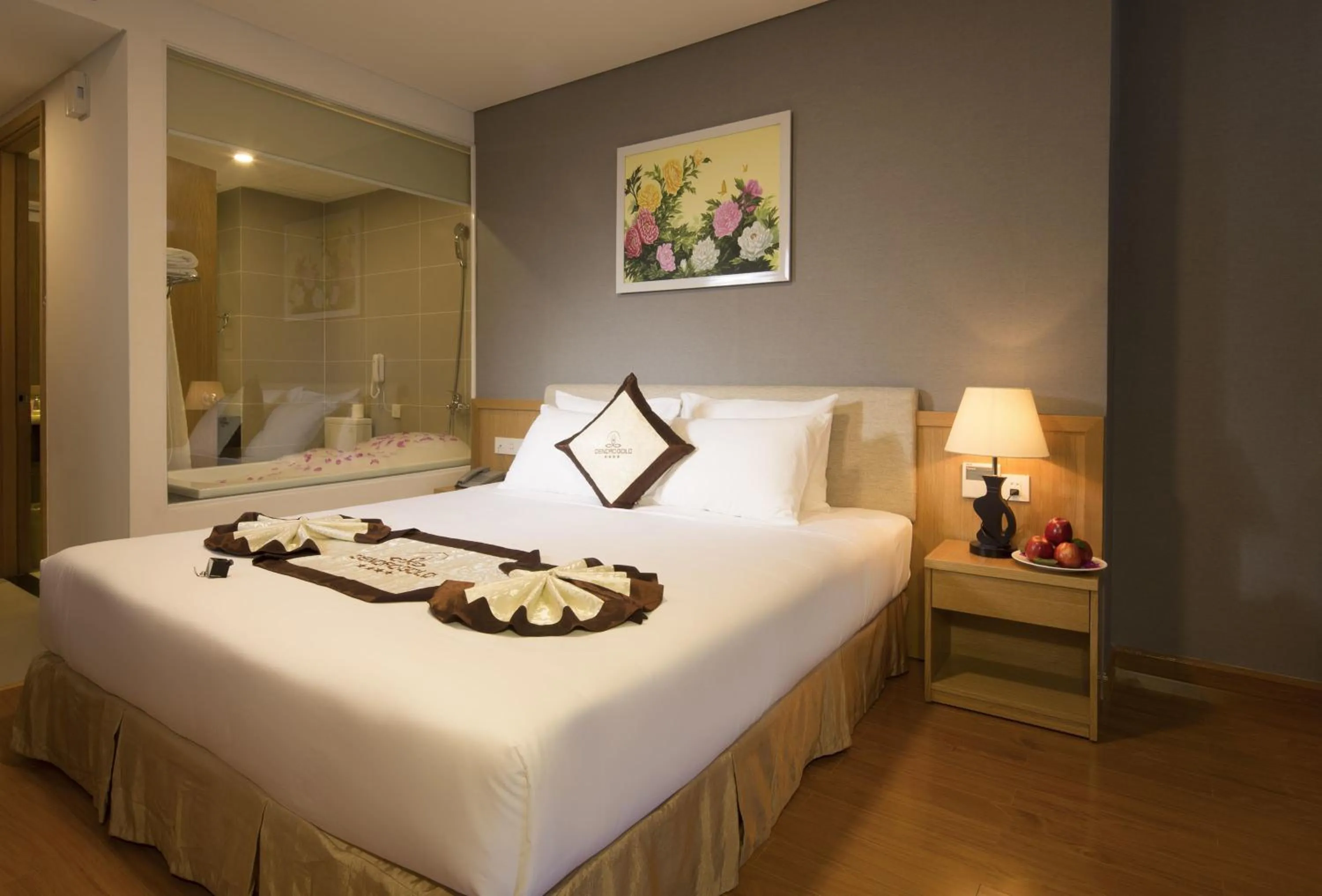 Photo of the whole room, Bed in Dendro Gold Hotel