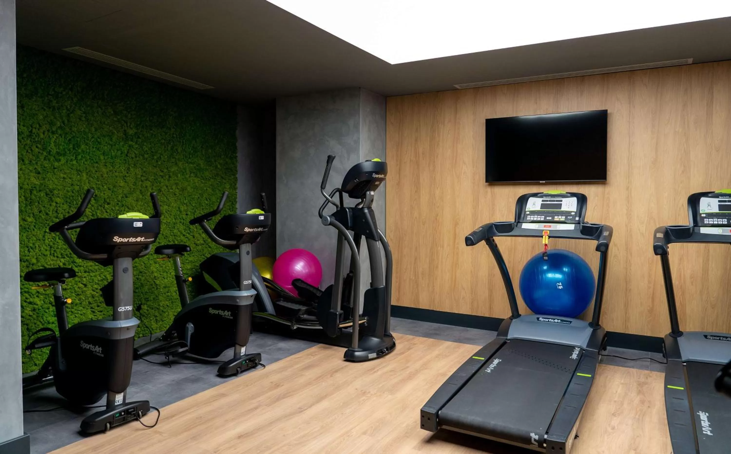 Fitness centre/facilities in Radisson Blu Aurum Hotel, Brasov