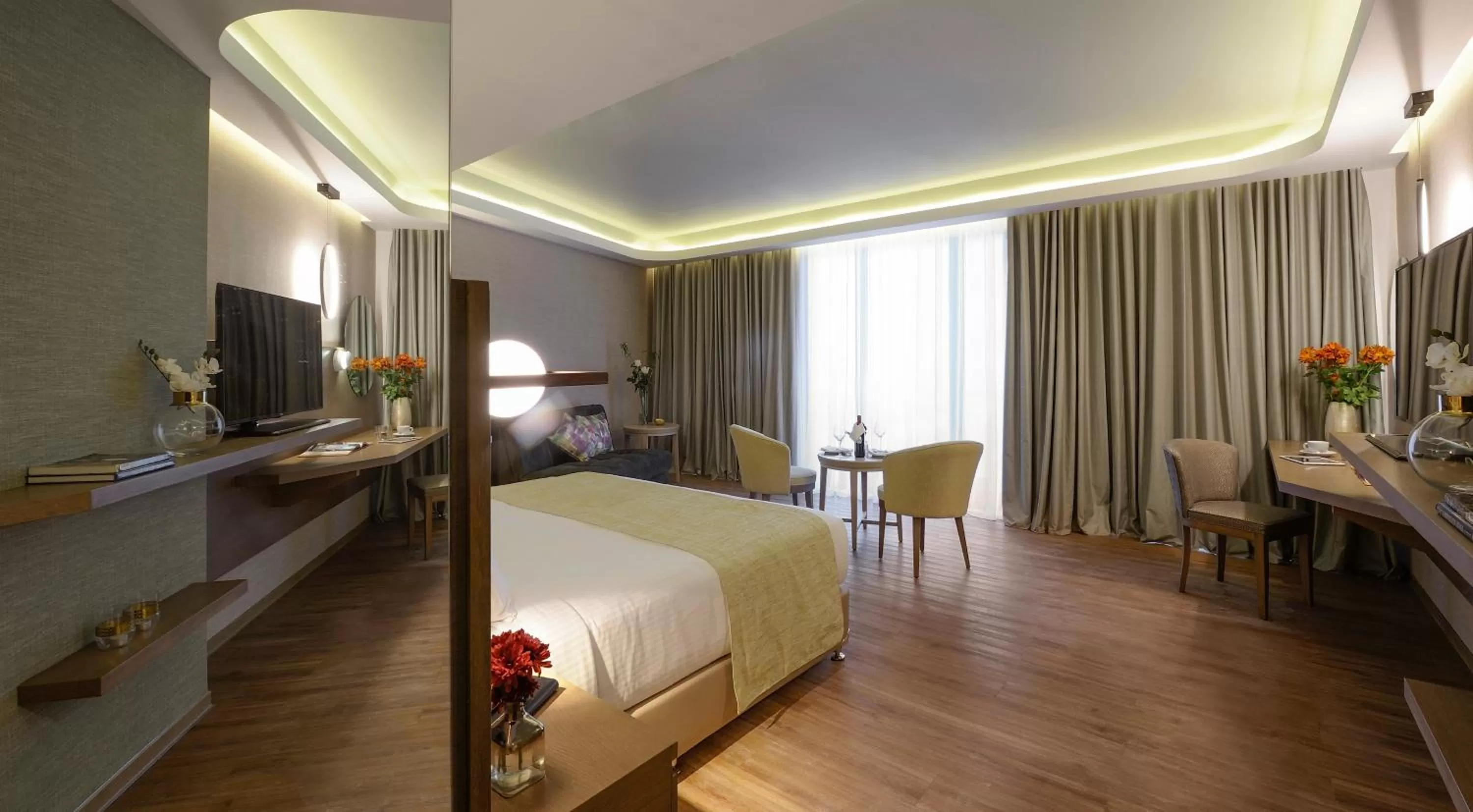 Junior Suite with City View in Wyndham Athens Residence