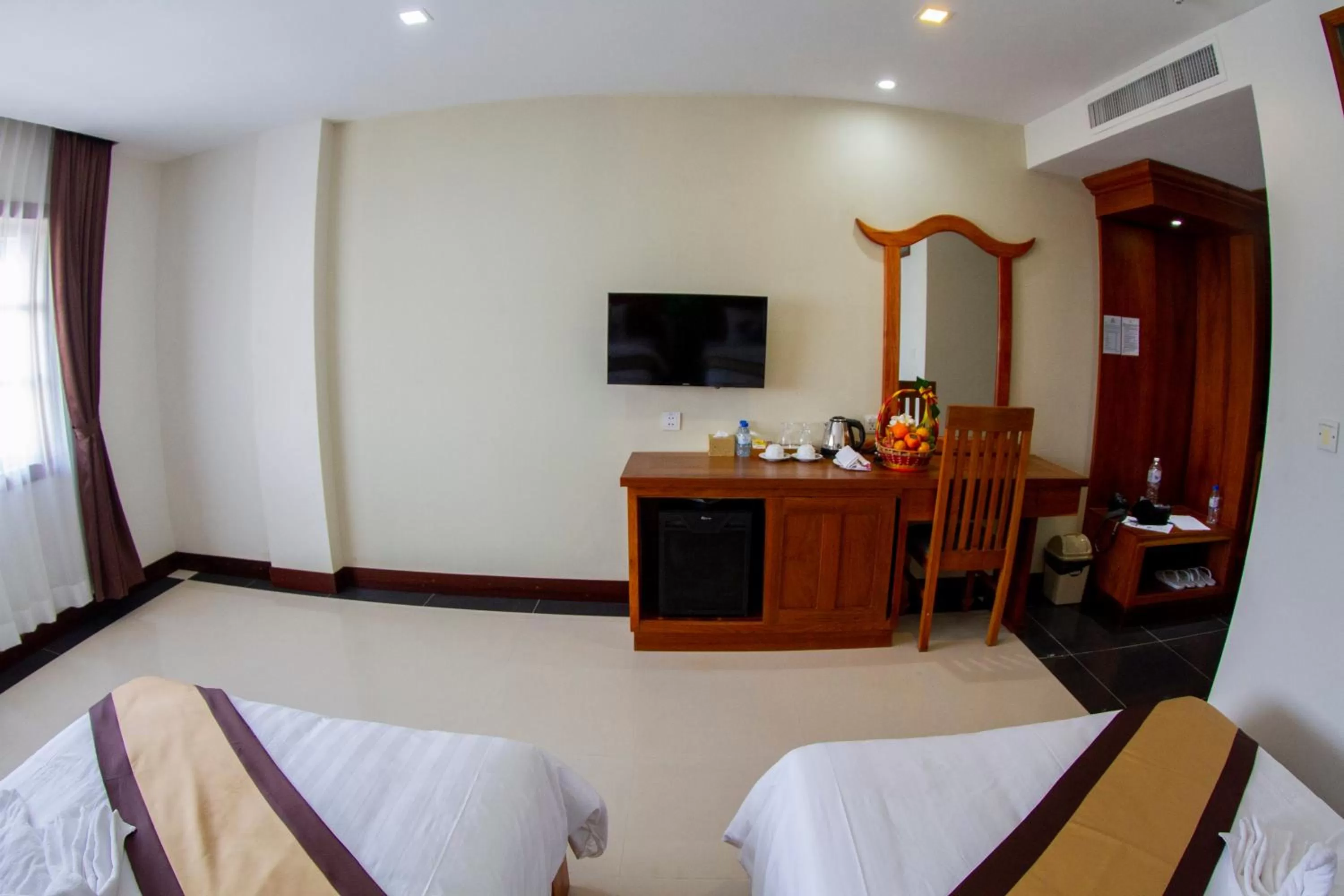 Fitness centre/facilities, Bed in Kampong Thom Palace Hotel