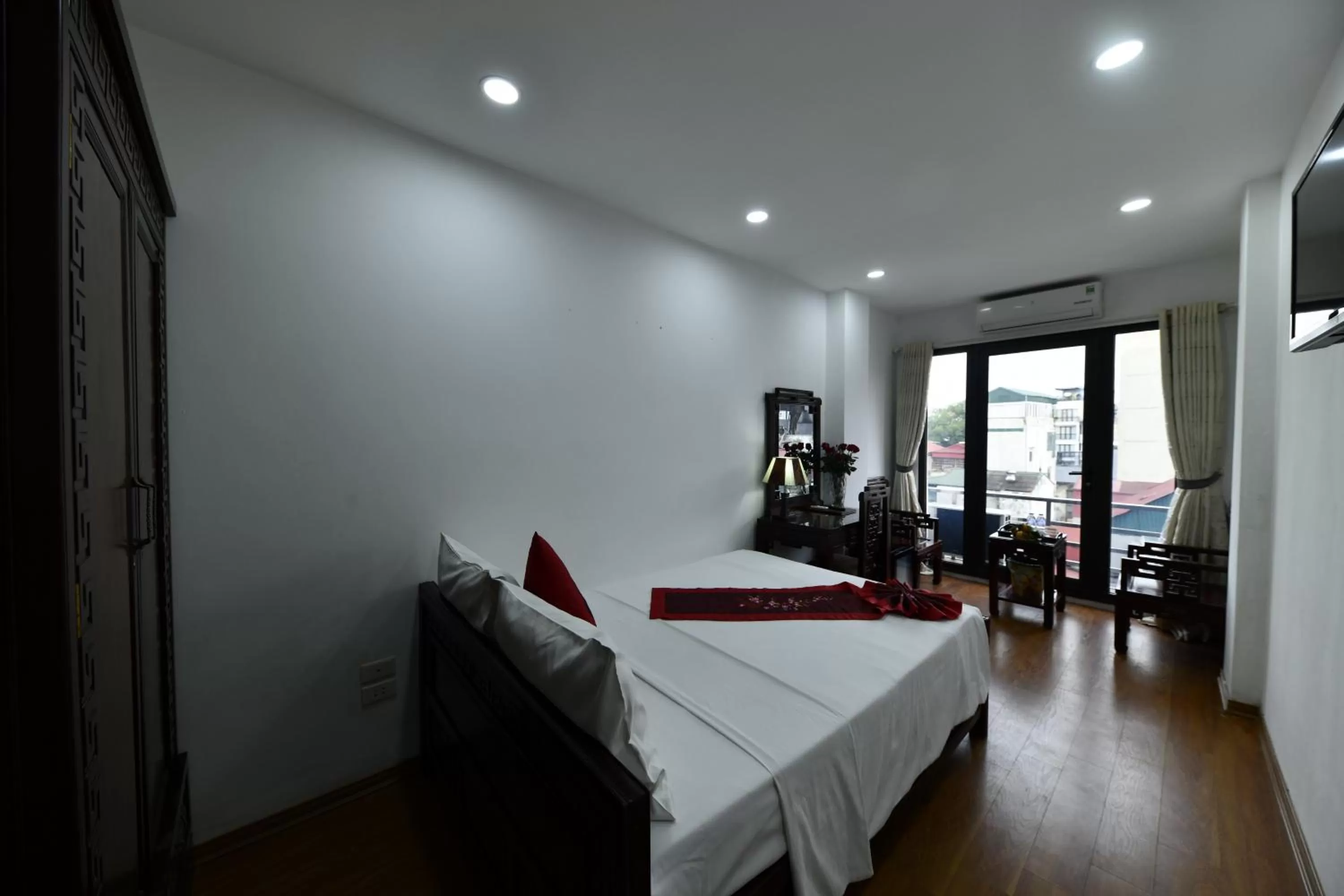 Phoenix Legend Hotel Hanoi