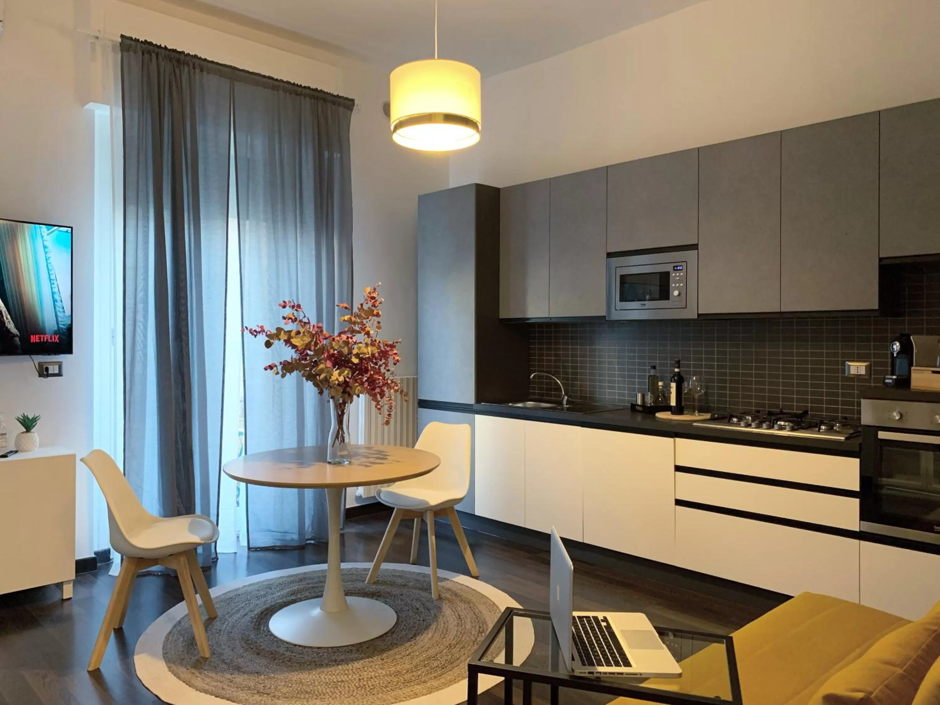 Kitchen or kitchenette, Kitchen/Kitchenette in Residence Petrone