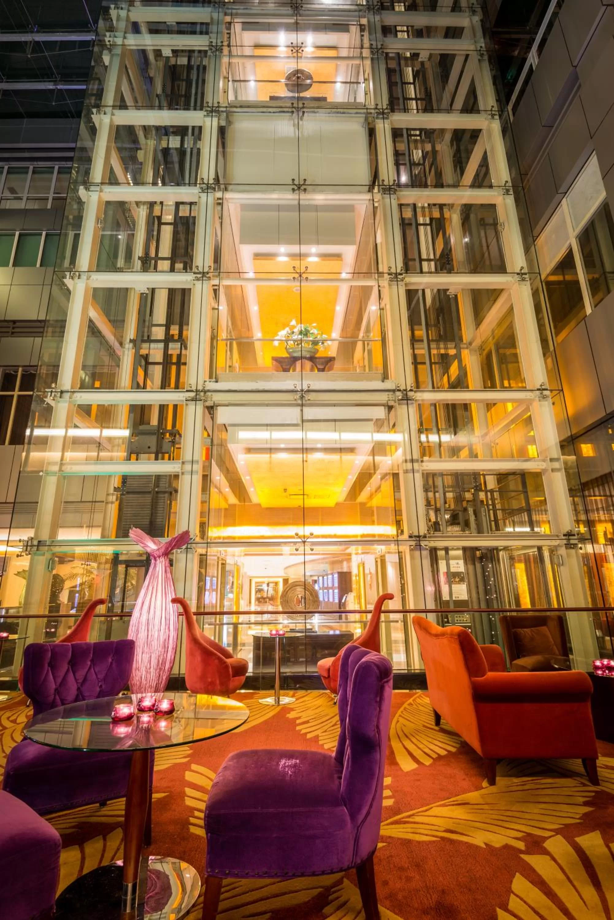 Lounge or bar in Pullman Guangzhou Baiyun Airport - Free Shuttle Bus & Official Registration Agency during Canton Fair