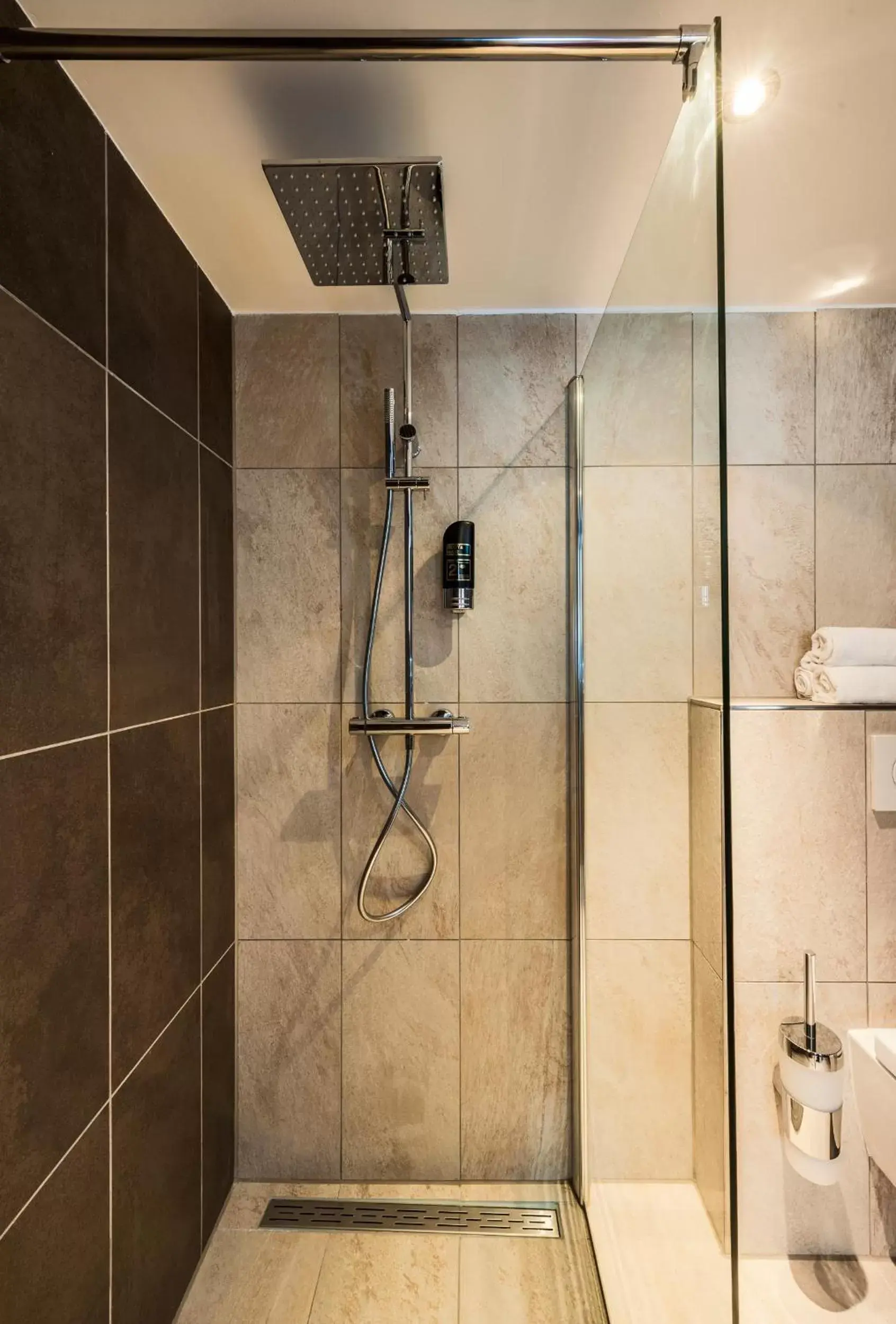 Superior Double Room in The Alfred Hotel Superior Double Room in The Alfred Hotel