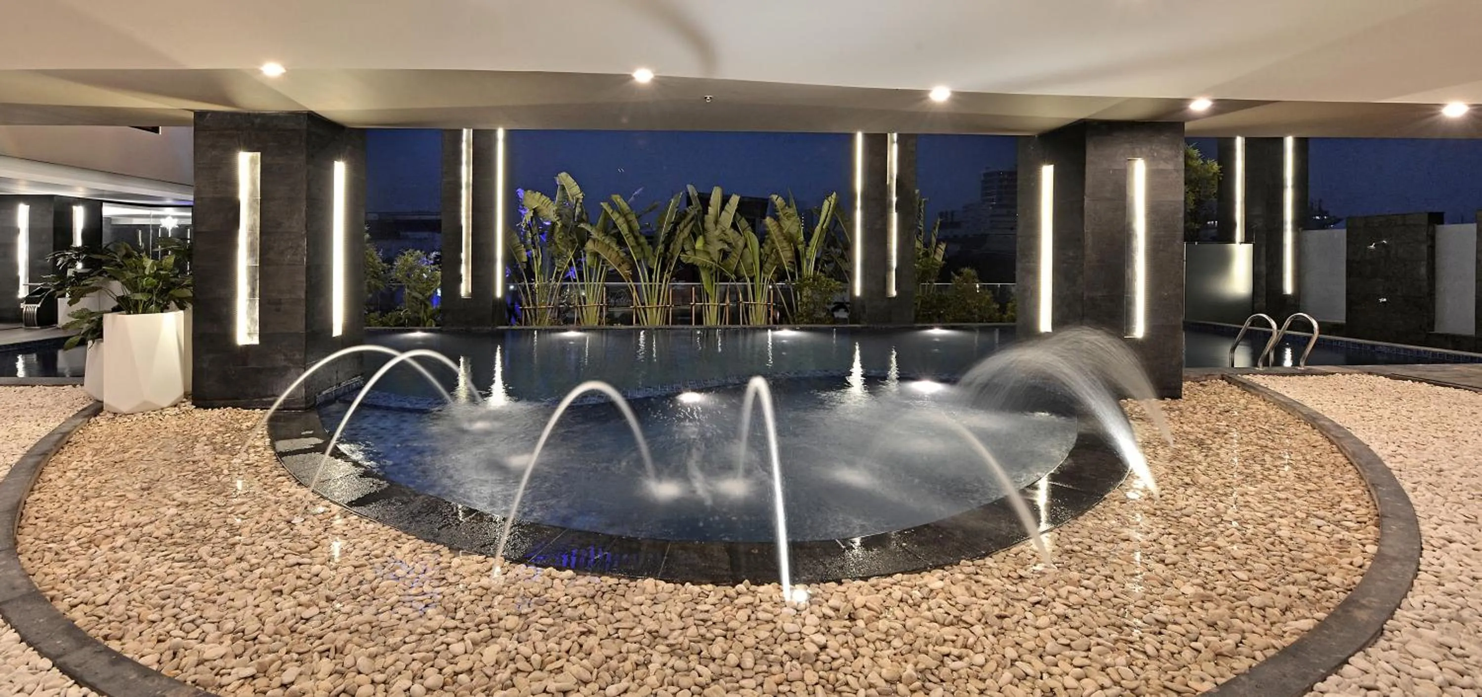 Swimming pool in Amaroossa Grande