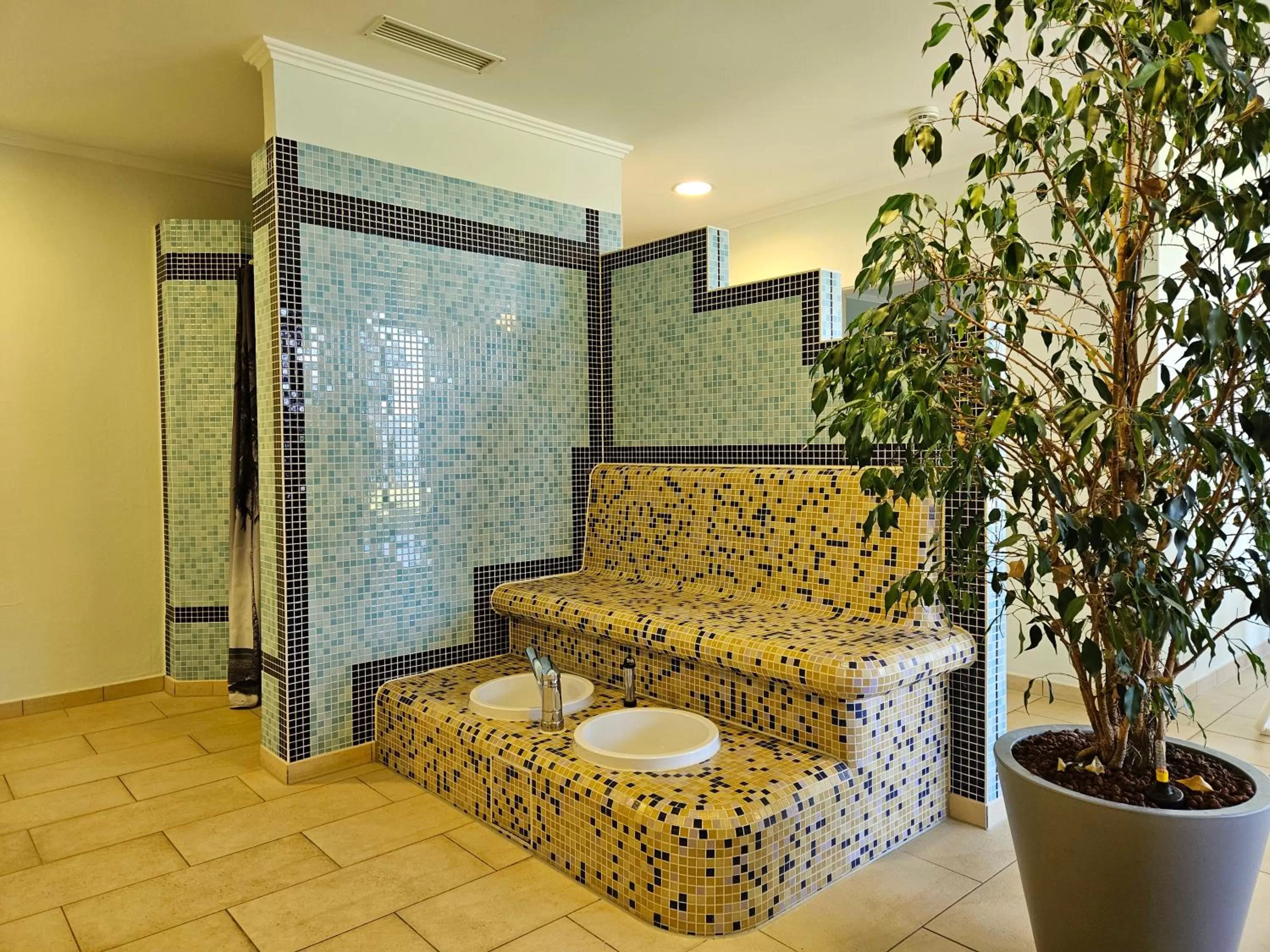 Spa and wellness centre/facilities in Seehotel Hubertus