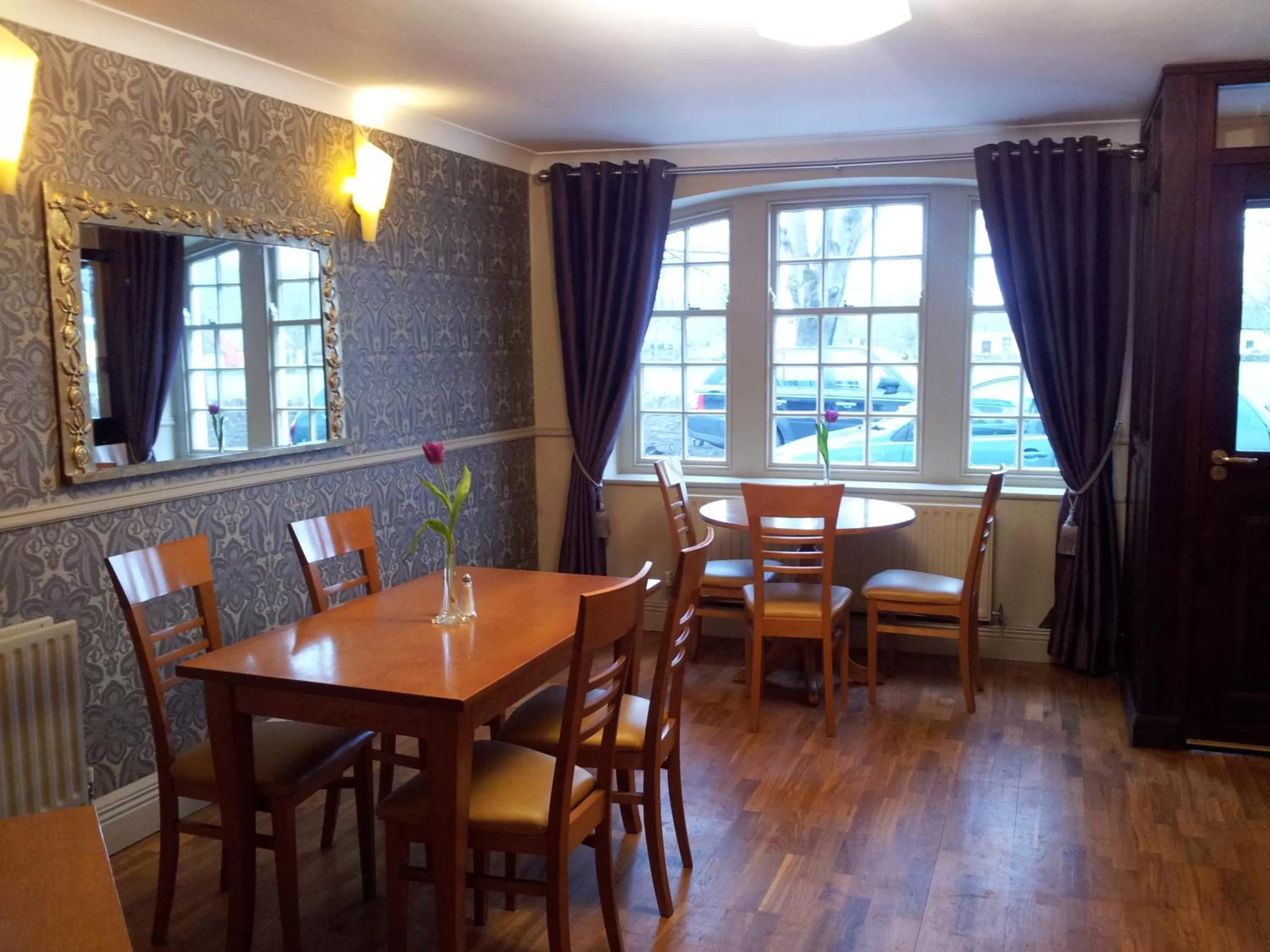 Restaurant/places to eat in Blarney Castle Hotel