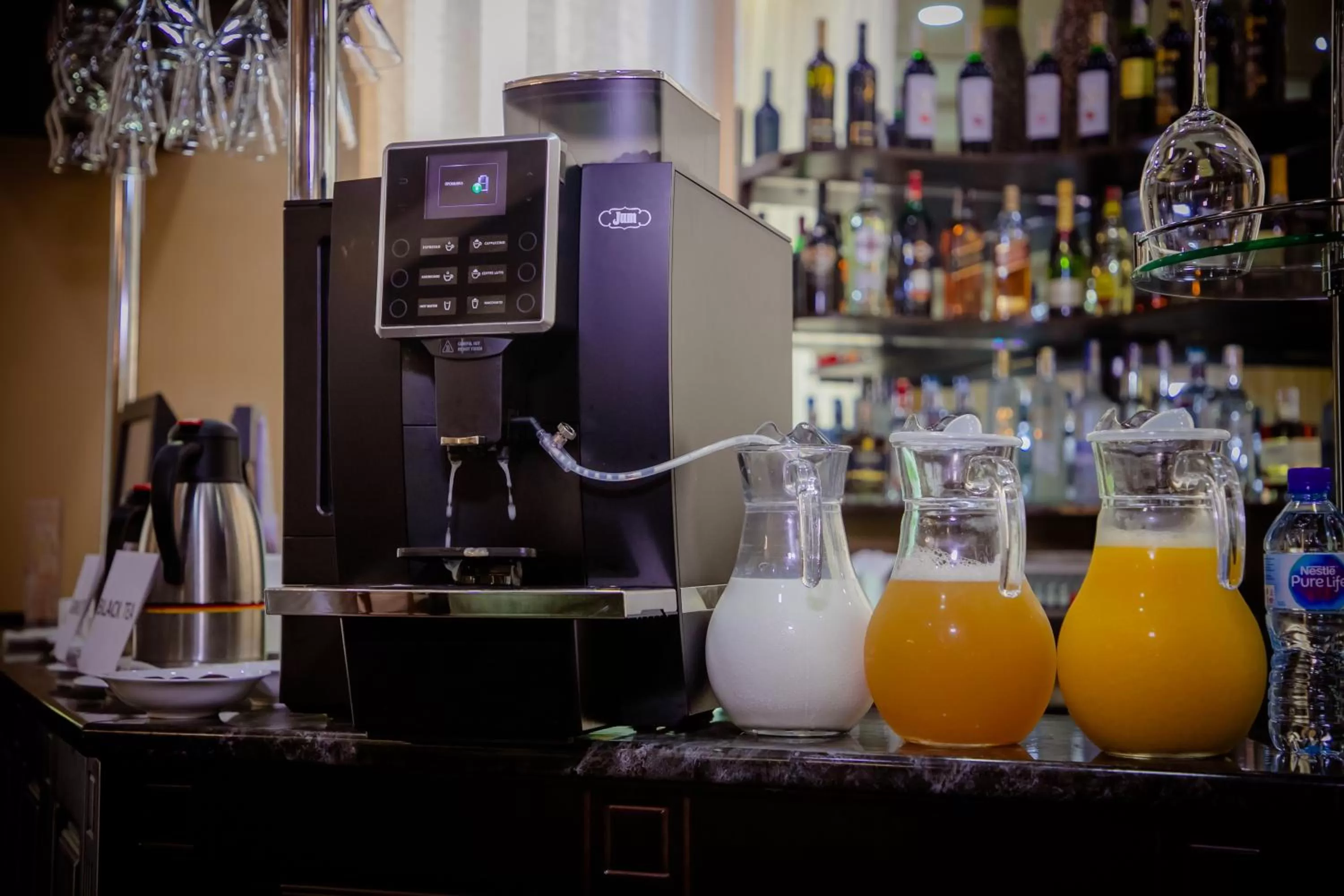 Coffee/tea facilities in Gloria Hotel
