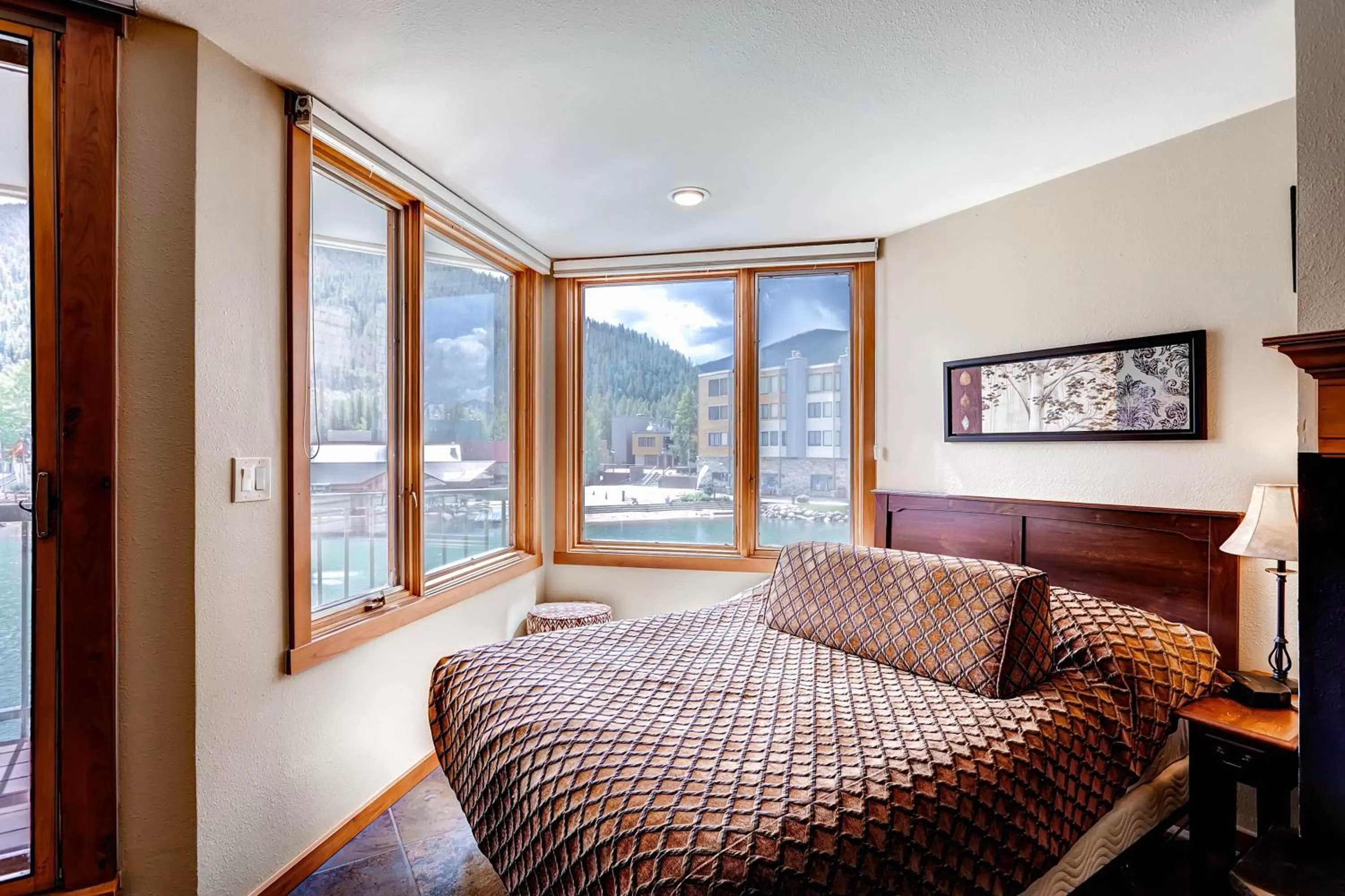 Bed in Lakeside Village by Vail Resorts