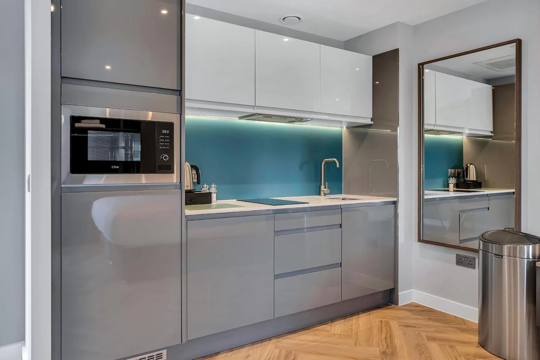 Kitchen or kitchenette in Roomzzz Edinburgh