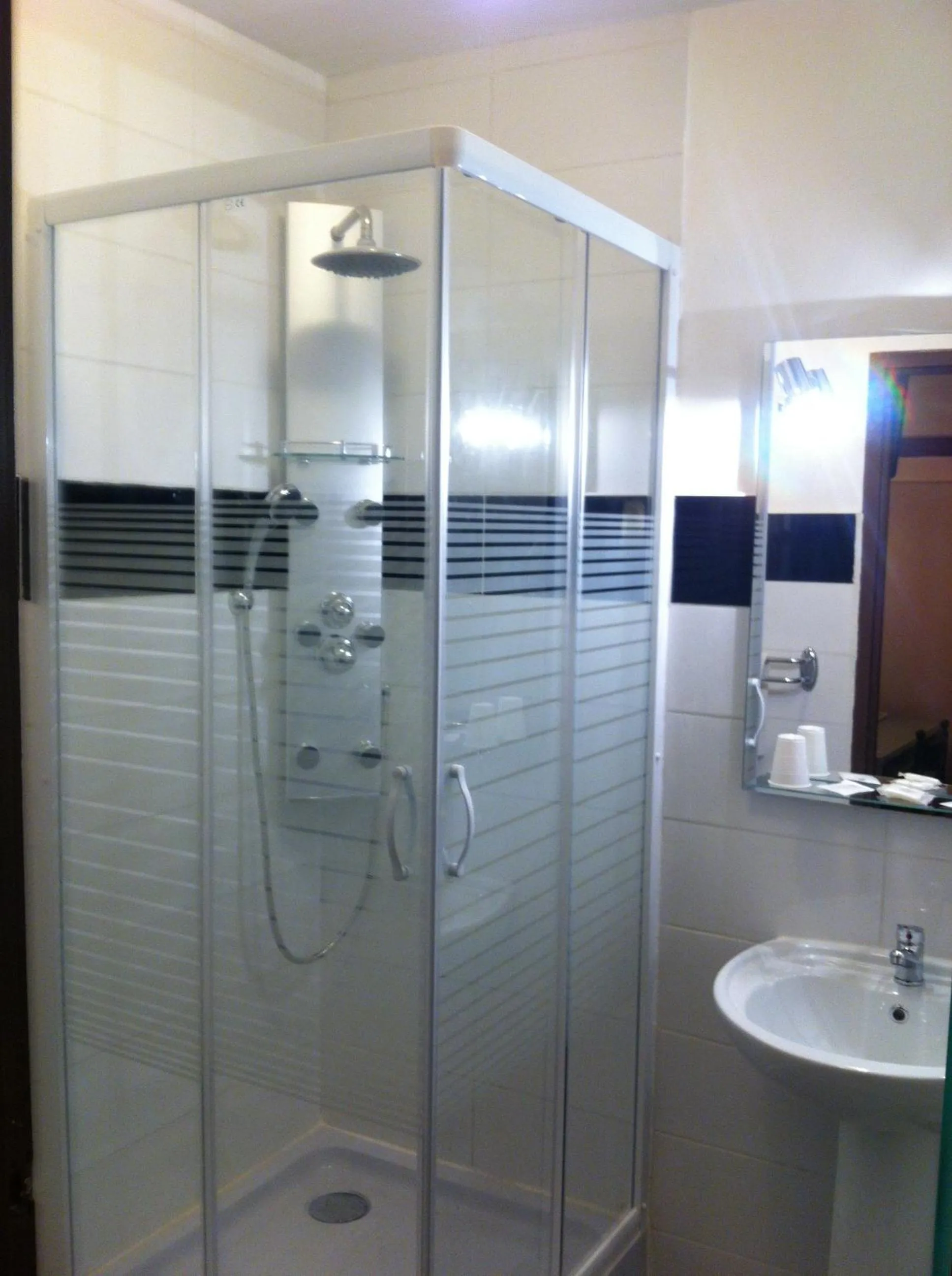 Property building in Logis Hôtel Saint Jacques