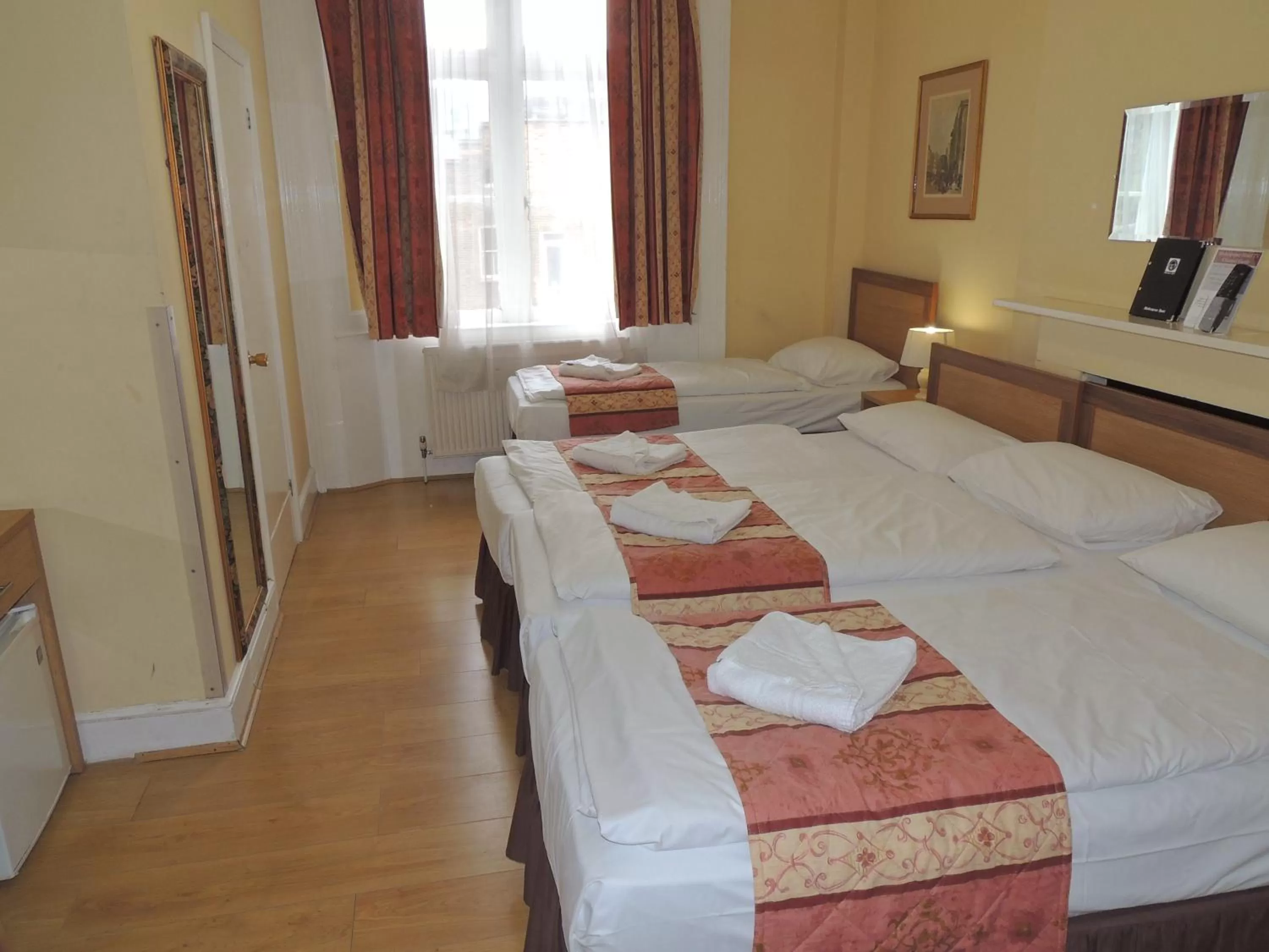 Bed in Shakespeare Hotel