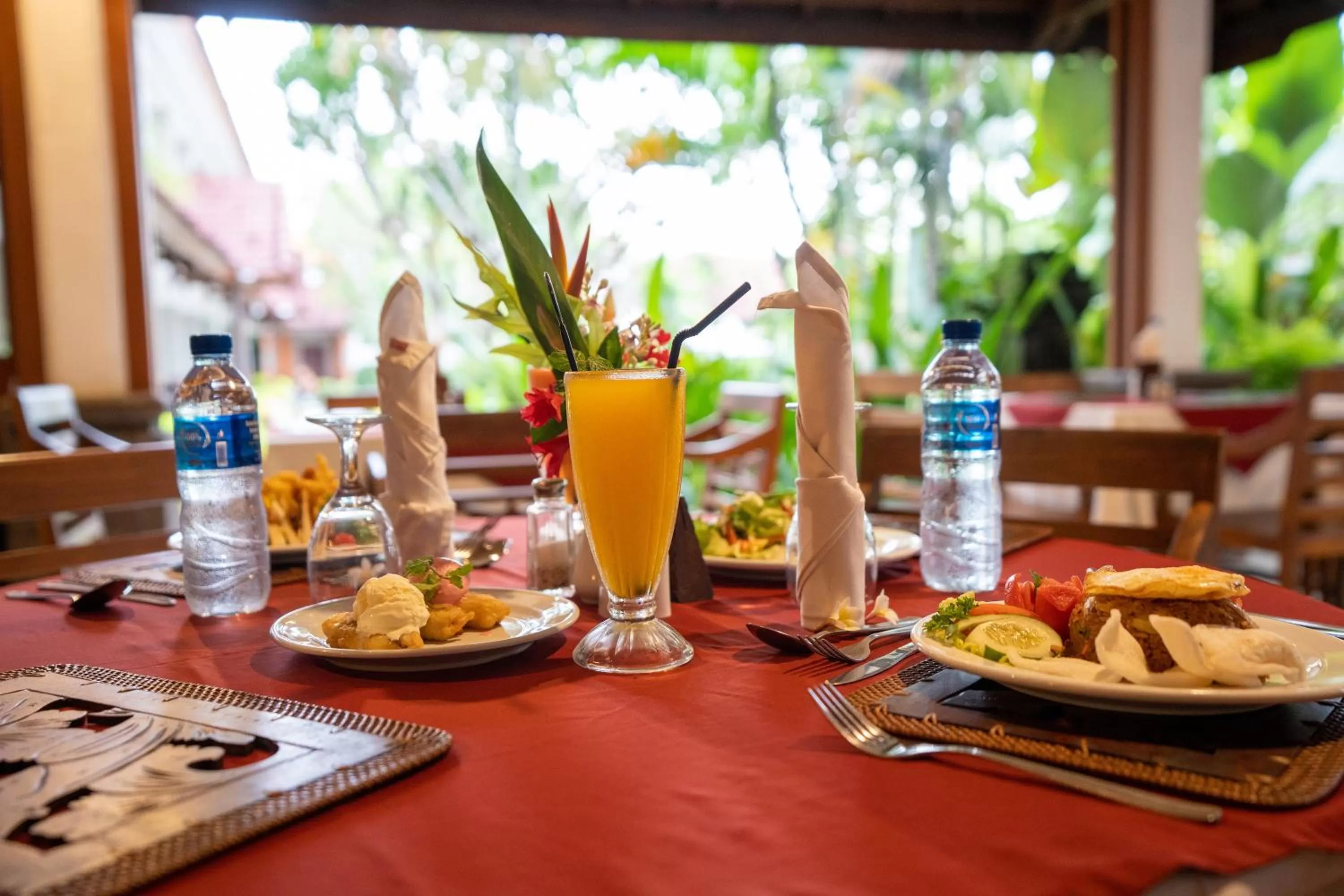 Food and drinks in Hotel Sinar Bali Legian
