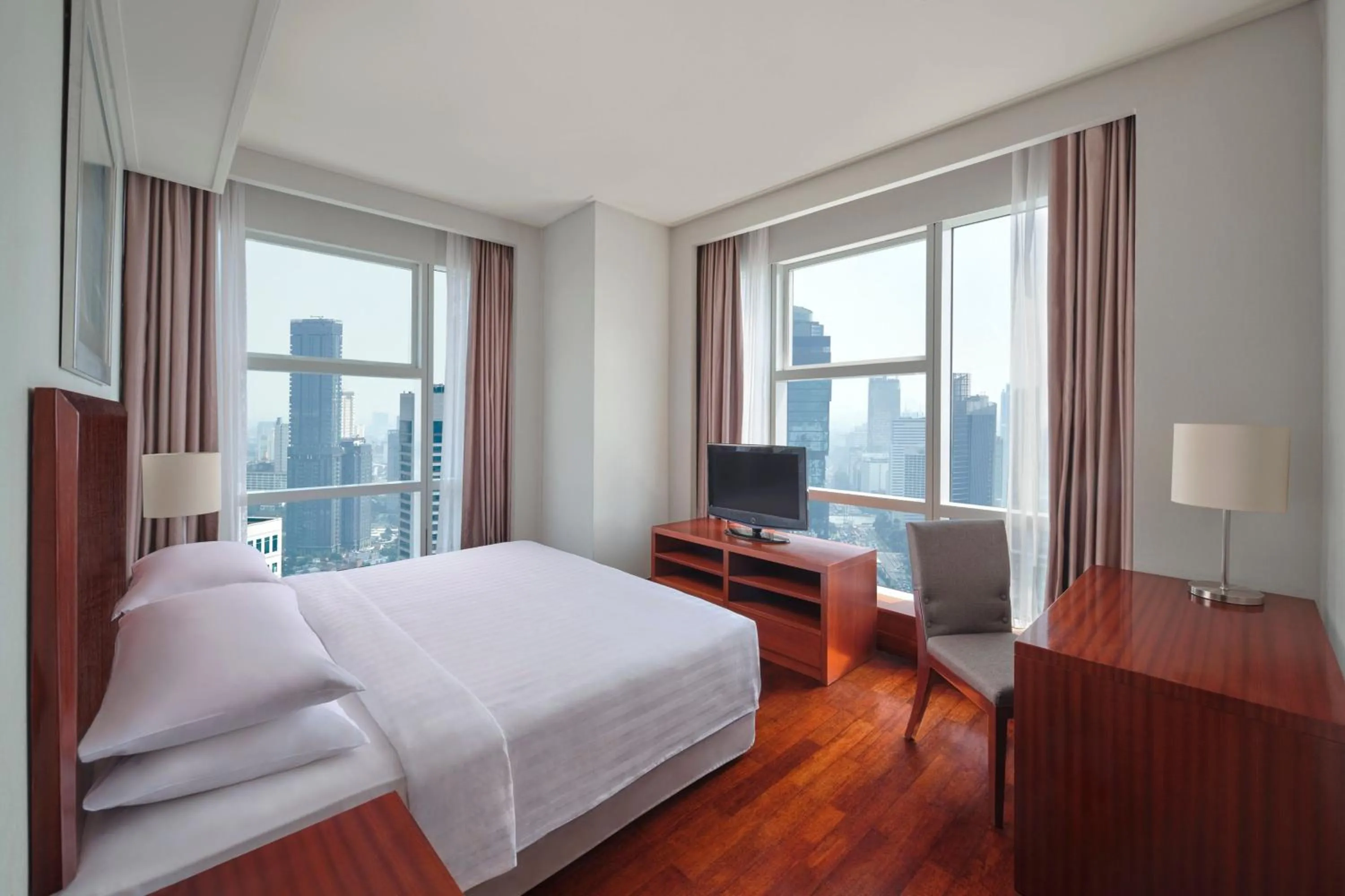 Bedroom, Bed in The Mayflower, Jakarta-Marriott Executive Apartments