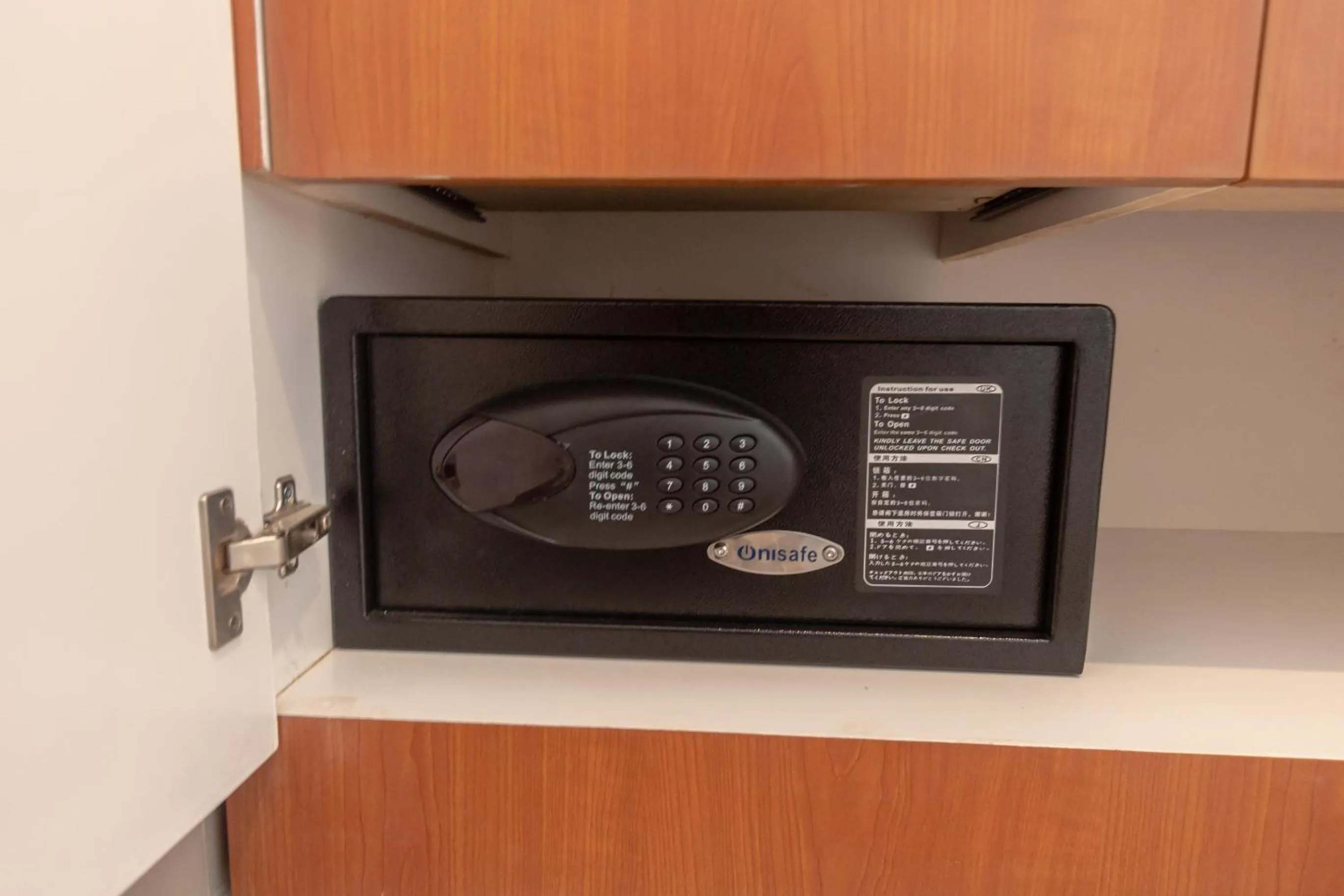 Photo of the whole room in Omah Manis