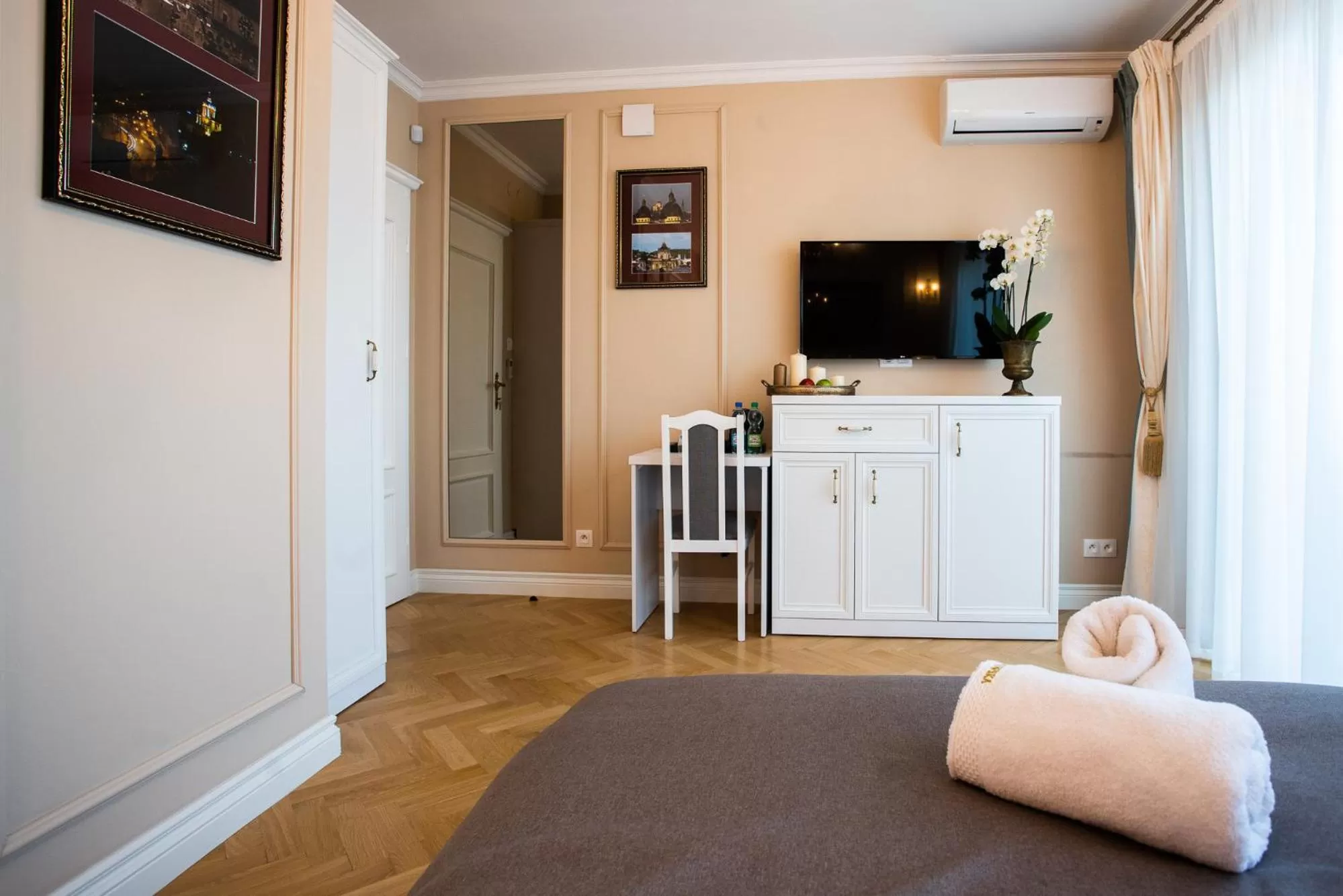 Bed in Willa Krakowska