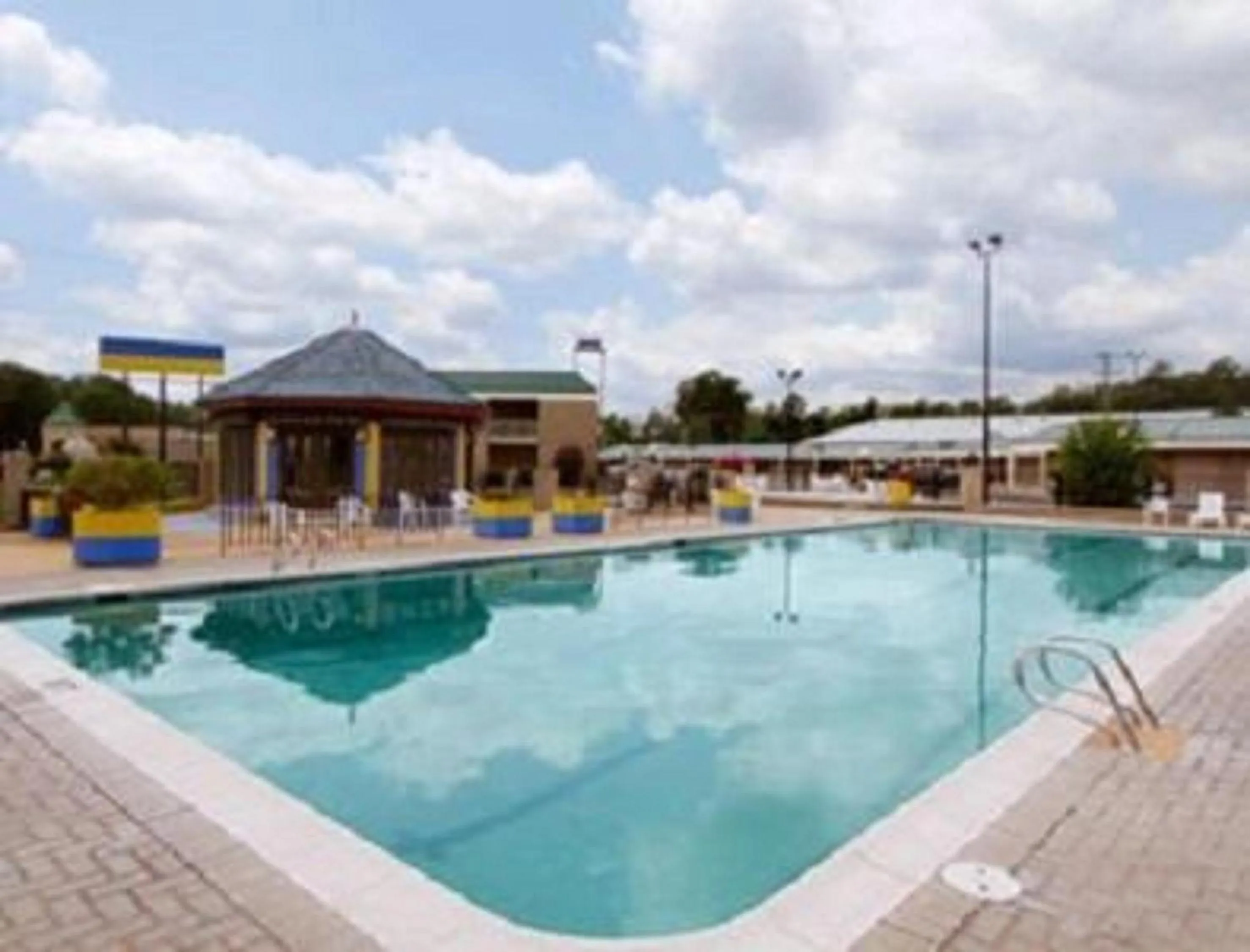 Swimming pool in Travelodge by Wyndham Petersburg