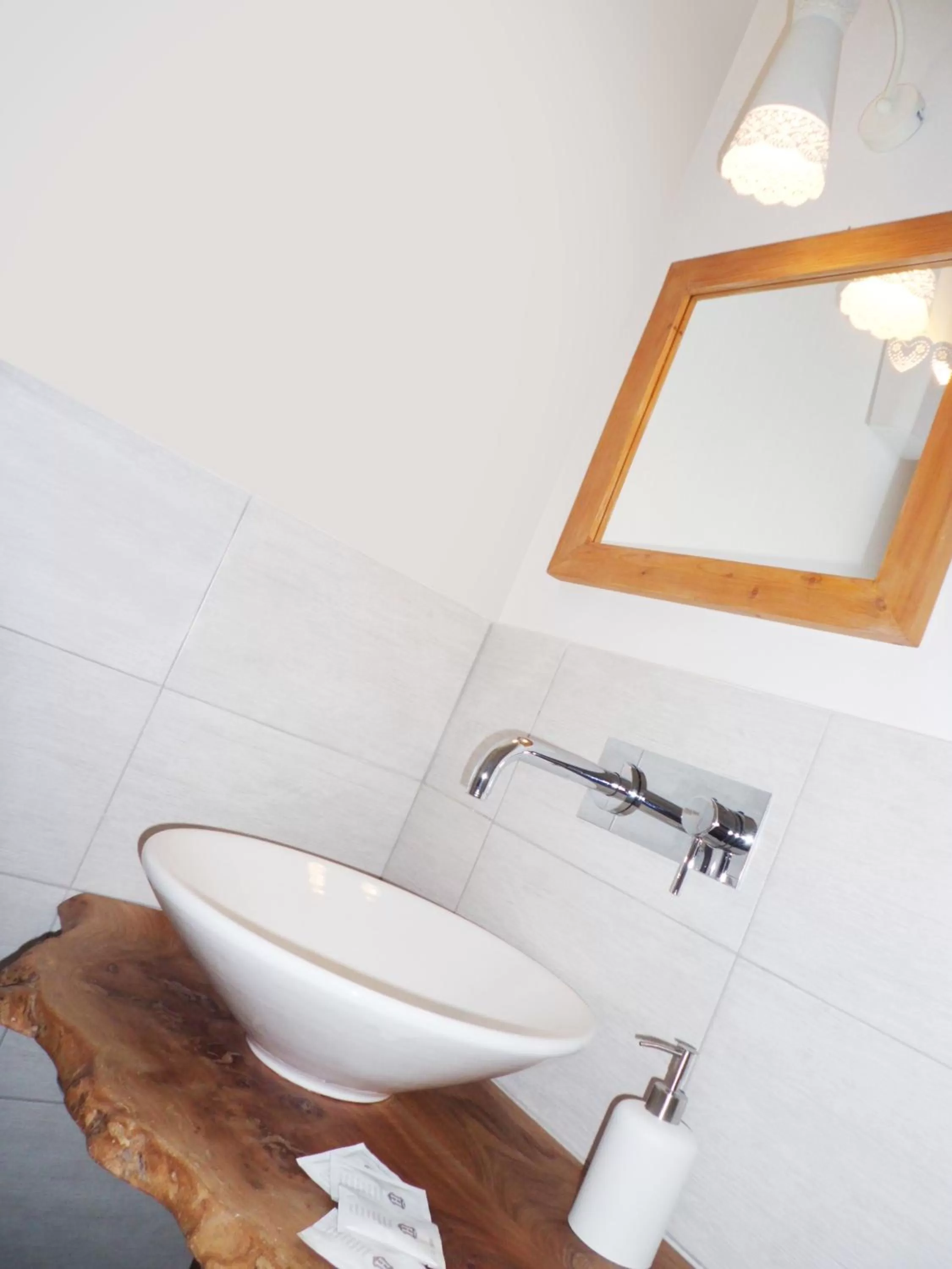 Bathroom in B&B More Than Rome