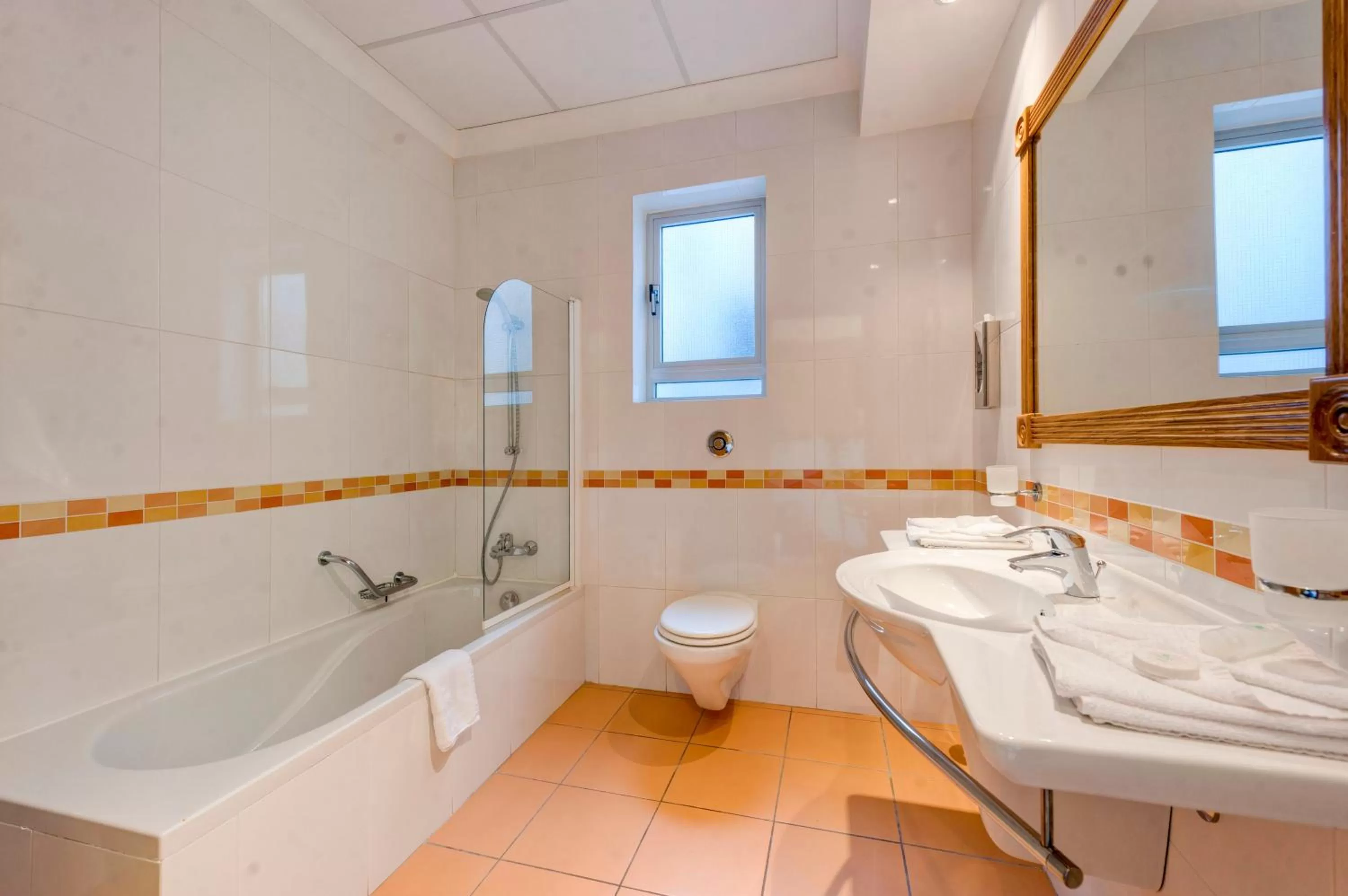 Bathroom in Paradise Bay Resort