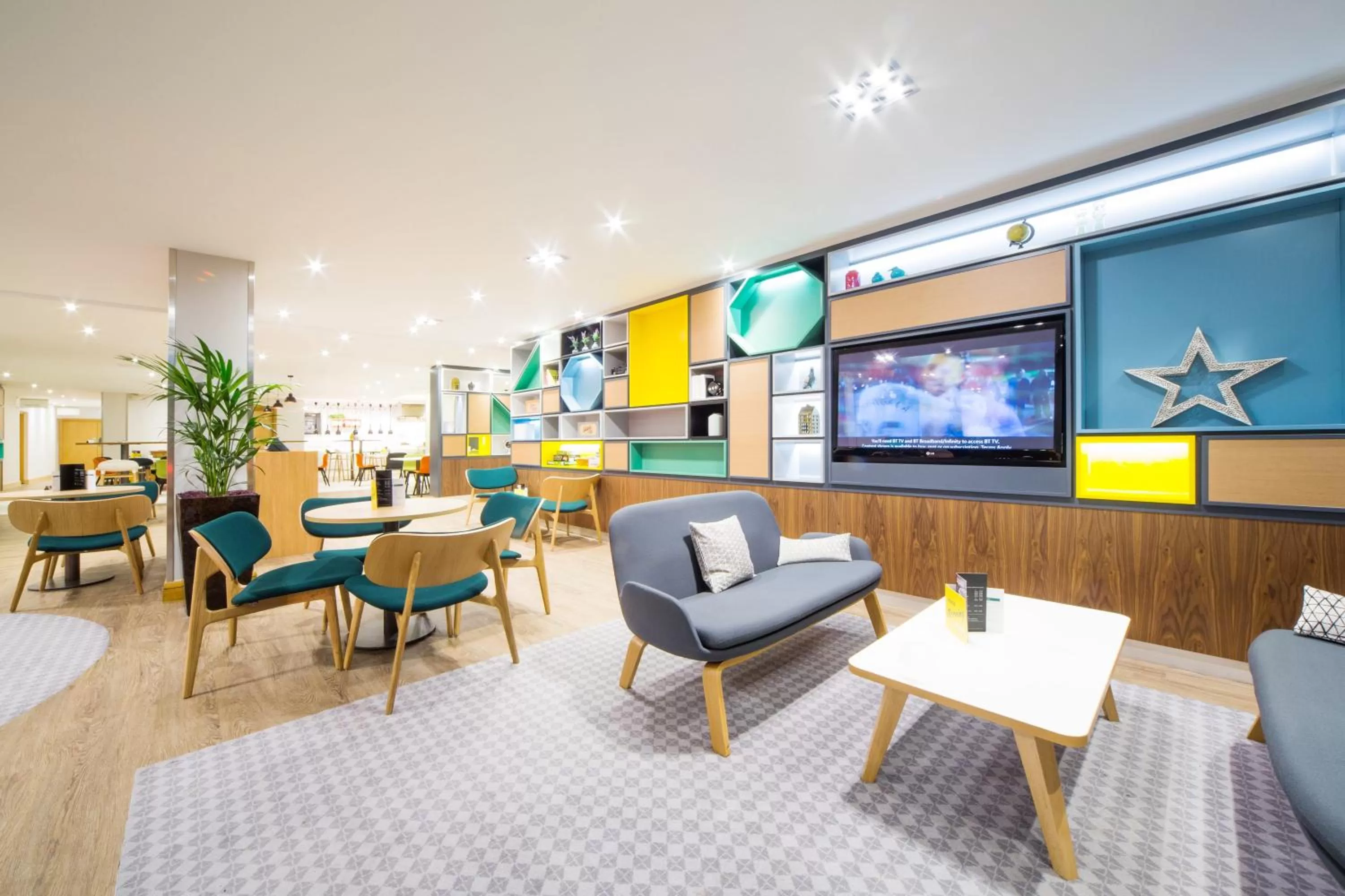 Holiday Inn London - Gatwick Airport by IHG