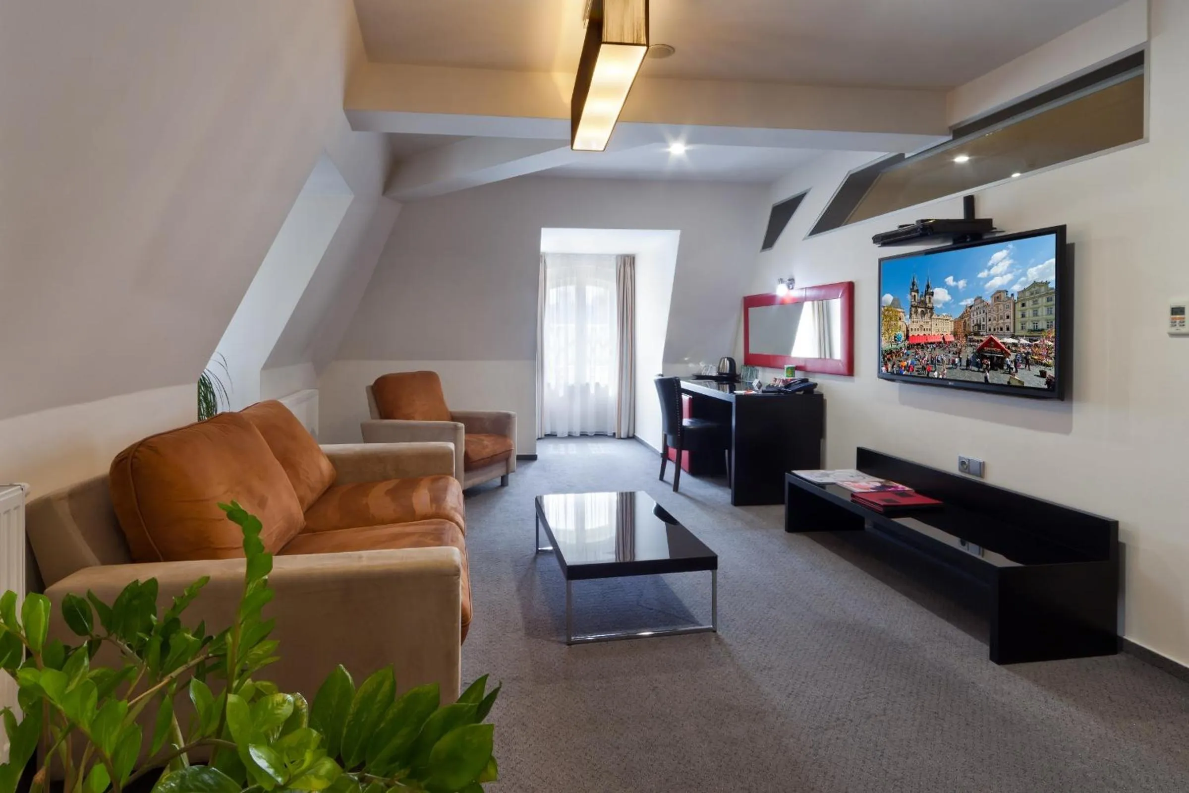 Decorative detail in Prague Inn