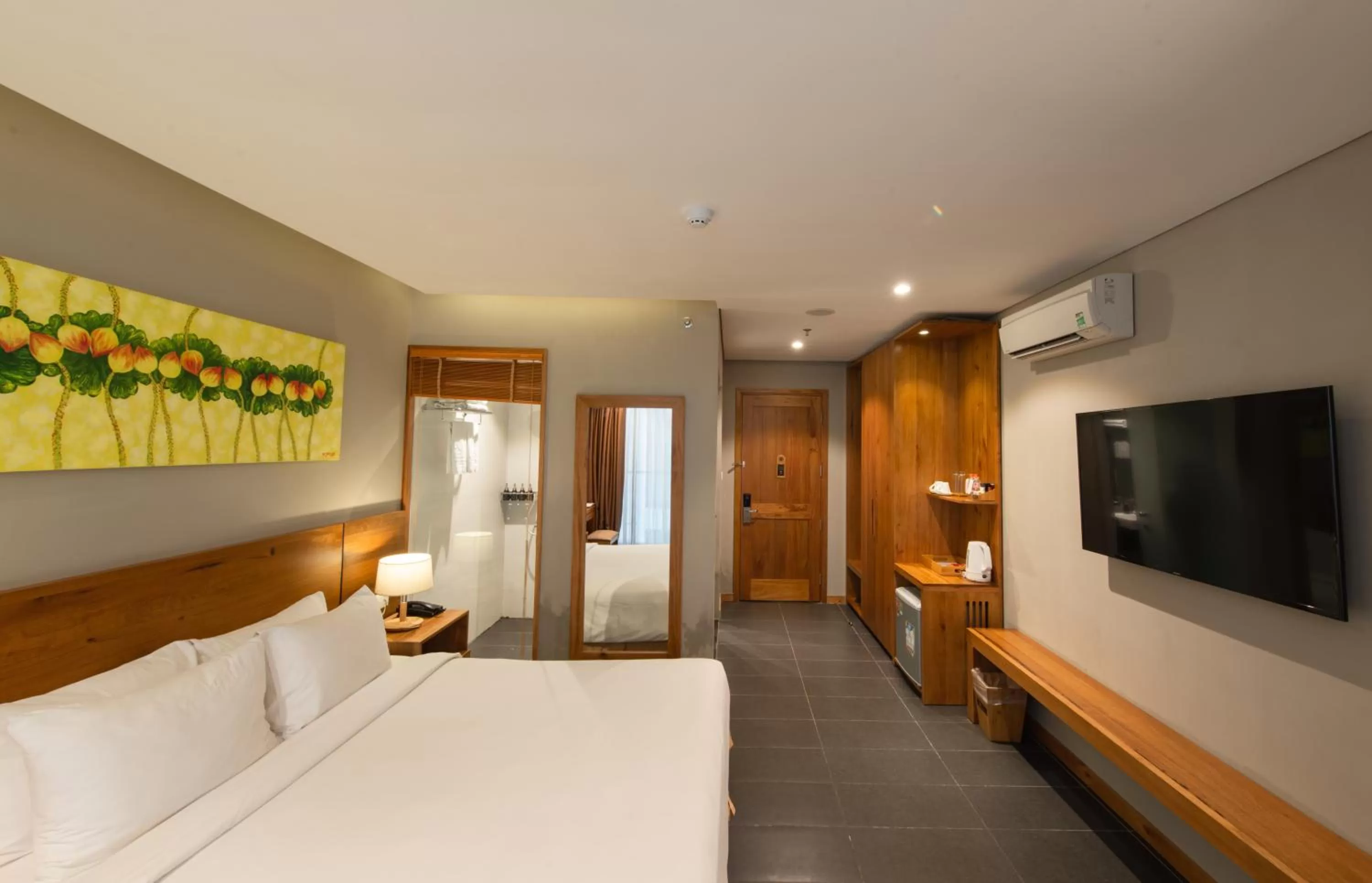 Bed in Maple Hotel & Apartment